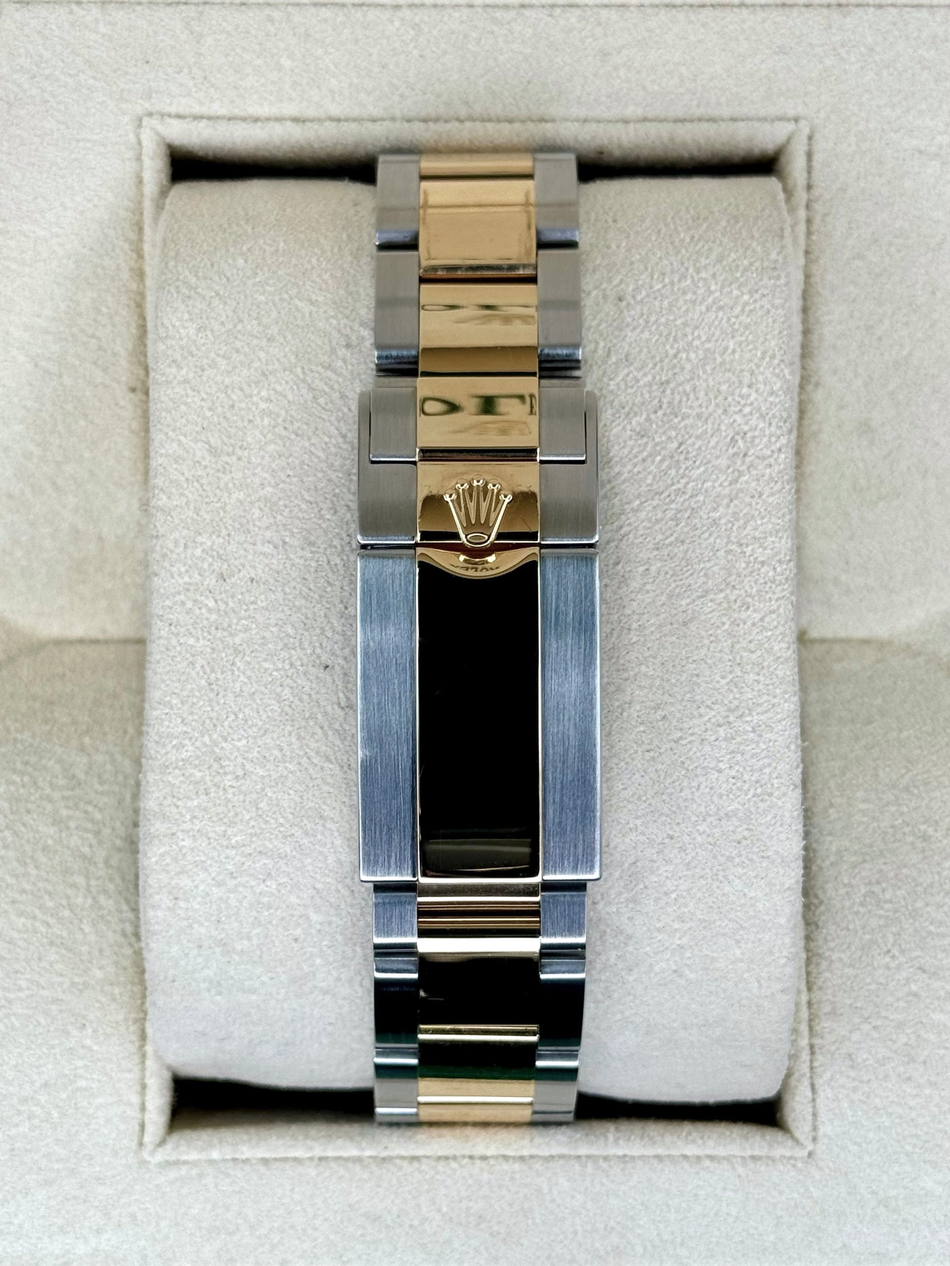 Rolex Daytona 40mm 116523 Two-Tone Blue Arabic Racing Dial - Image 2