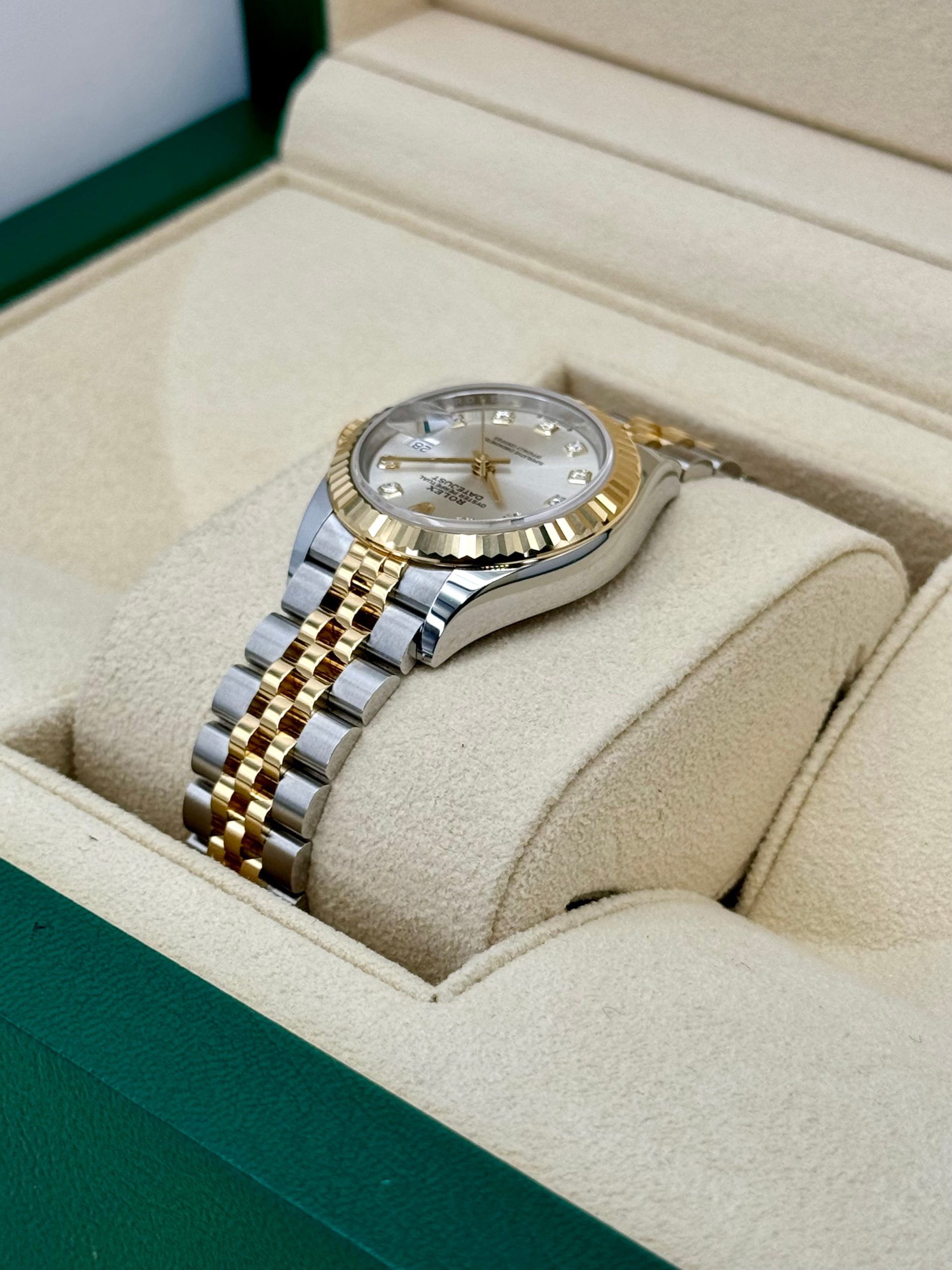 NEW 2024 Rolex Lady Datejust 28mm 279173 Jubilee Silver Diamond Dial - Image 7