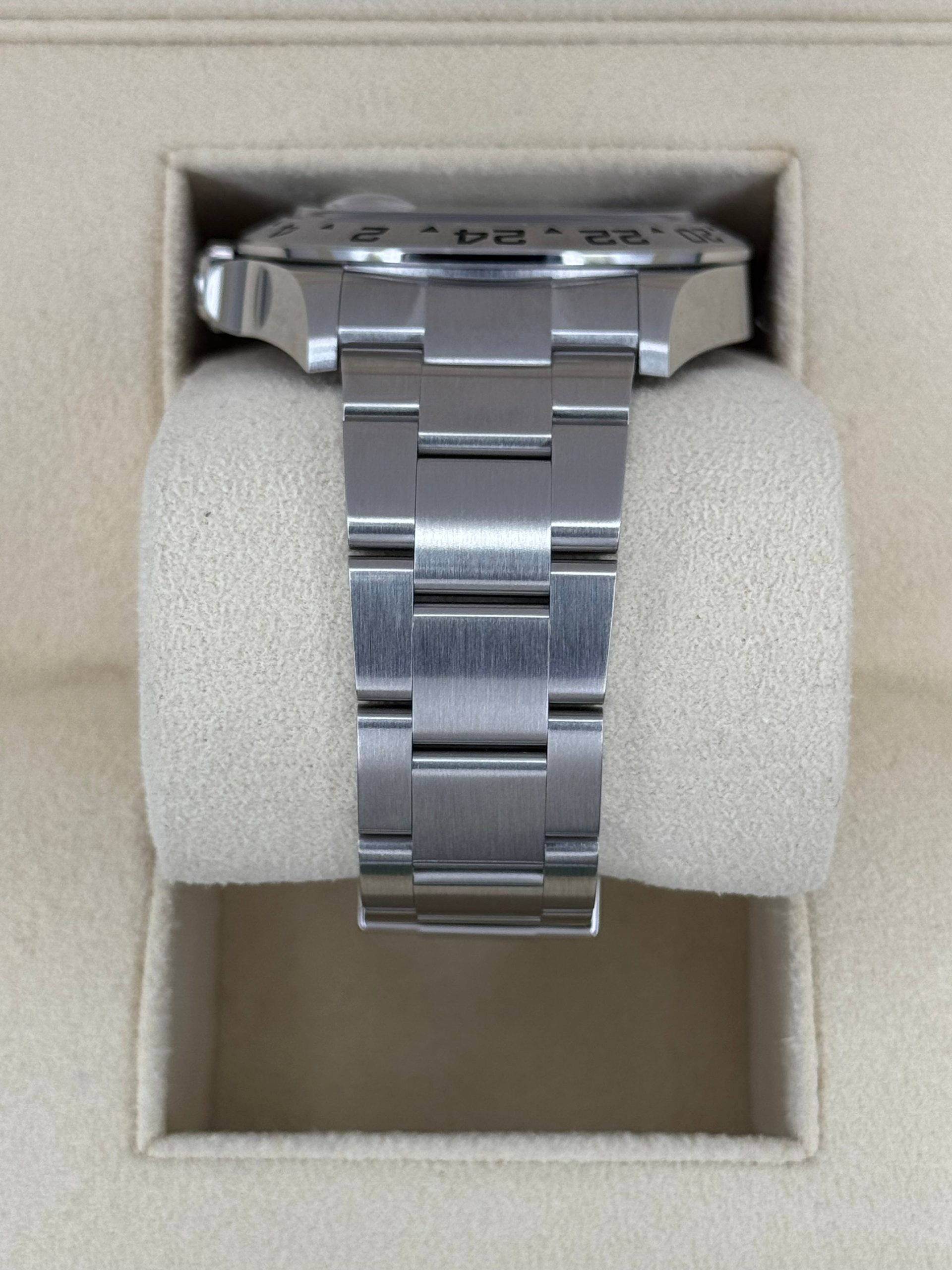 NEW 2025 Rolex Explorer II 42mm 226570 Polar White Dial - Image 8