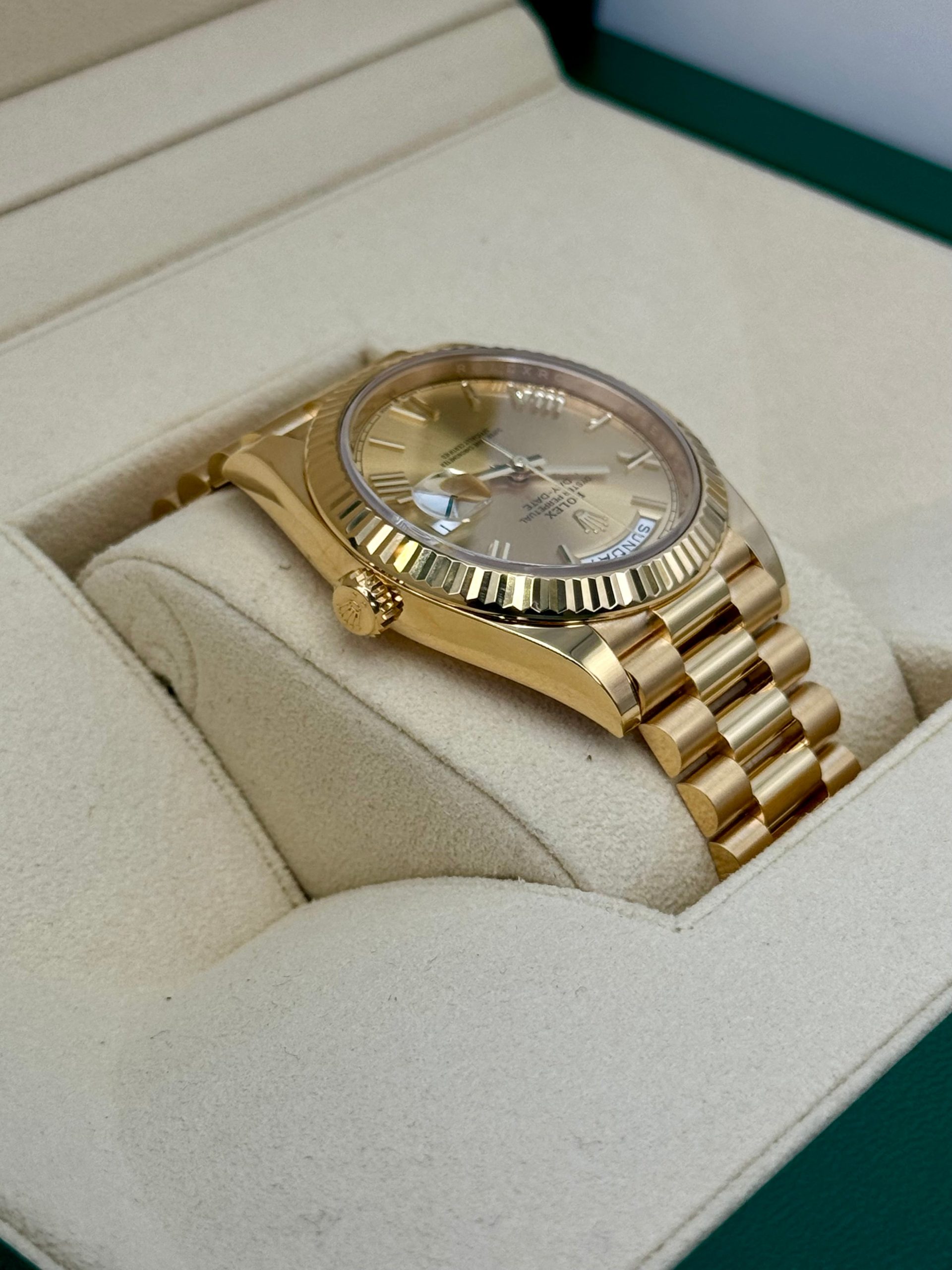 2023 Rolex Day-Date 40mm 228238 Presidential Champagne Dial - Image 8