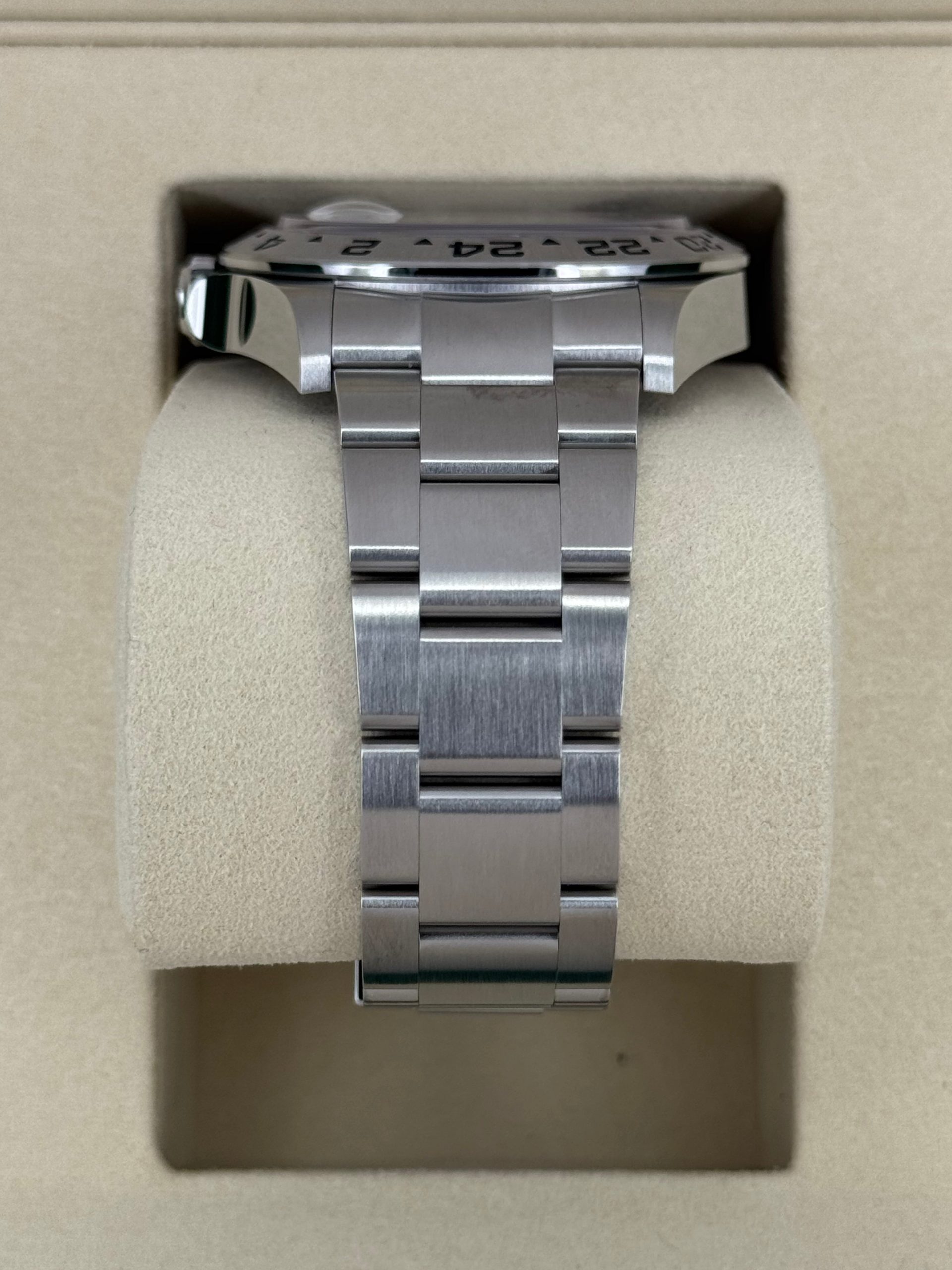 NEW 2025 Rolex Explorer II 42mm 226570 Polar White Dial - Image 4