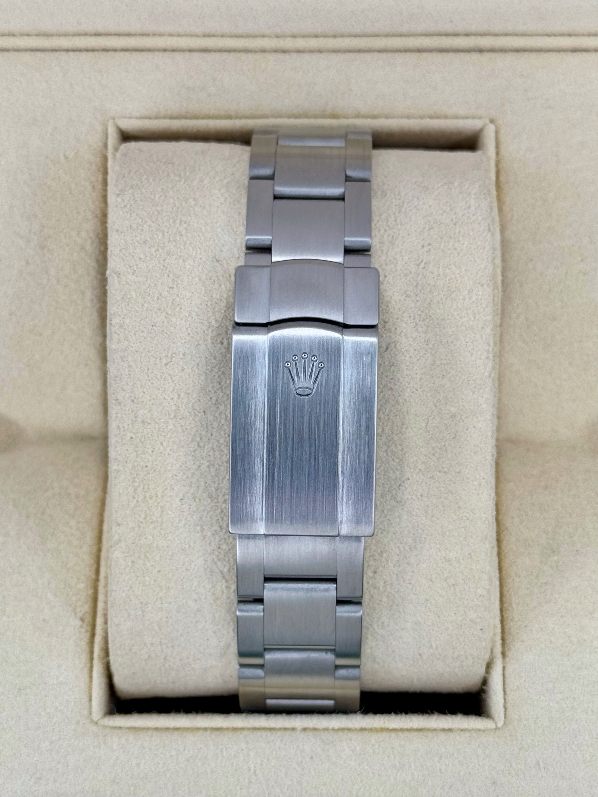 2018 Rolex Oyster Perpetual 39mm 114300 Grape Dialr - Image 2