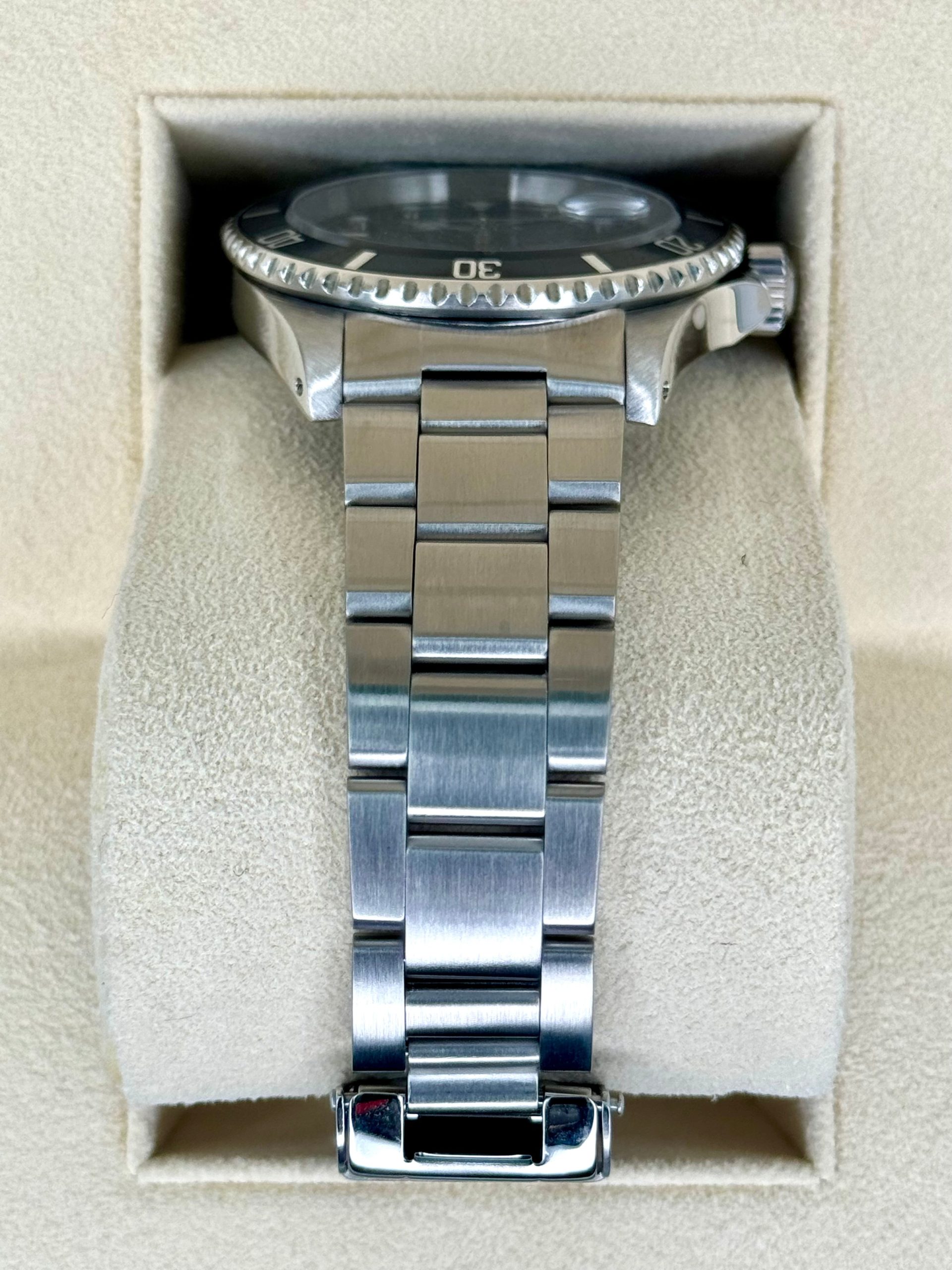 2001 Rolex Submariner Date 40mm 16610 Stainless Steel Black Dial - Image 3