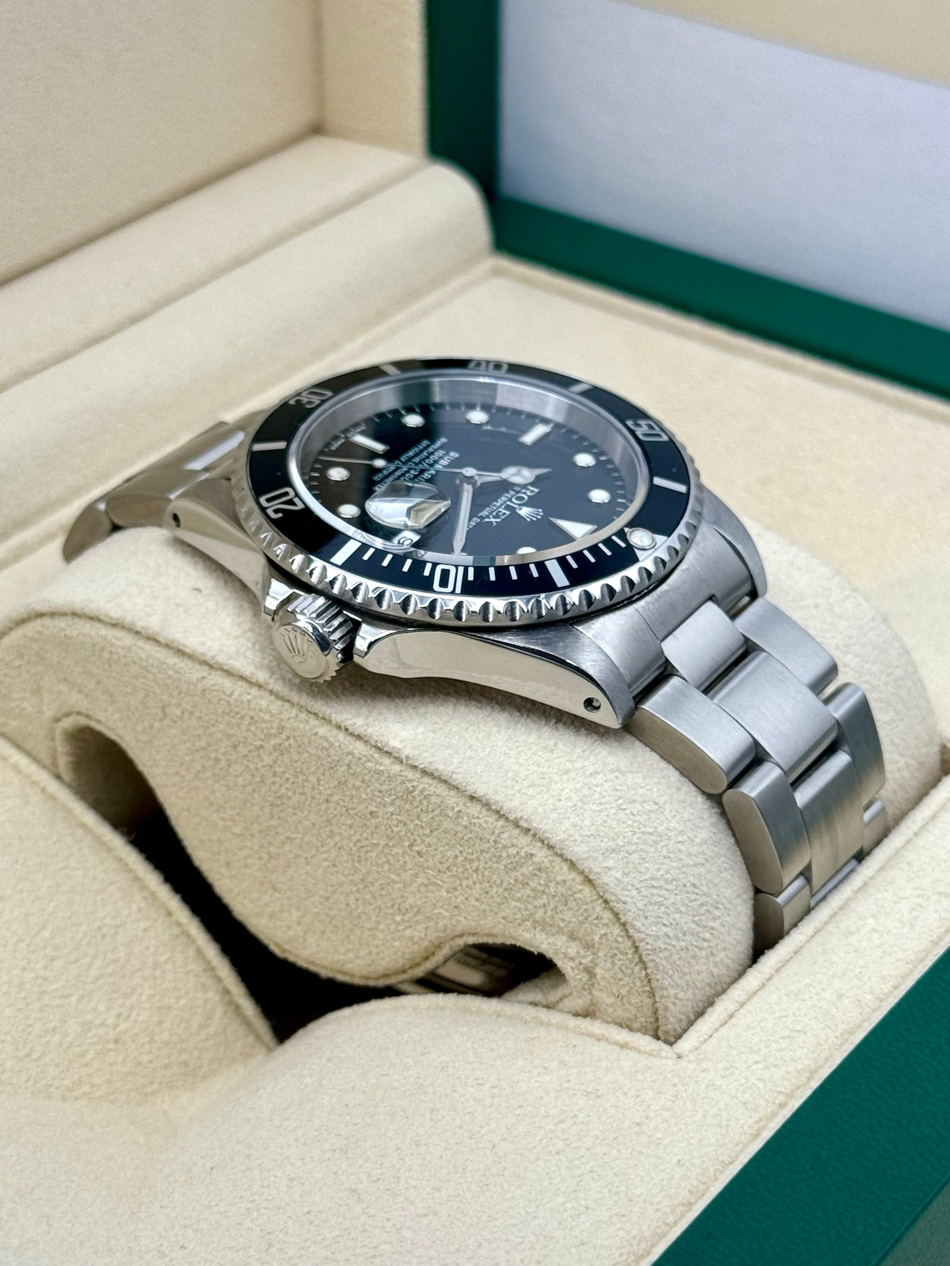2001 Rolex Submariner Date 40mm 16610 Stainless Steel Black Dial - Image 8