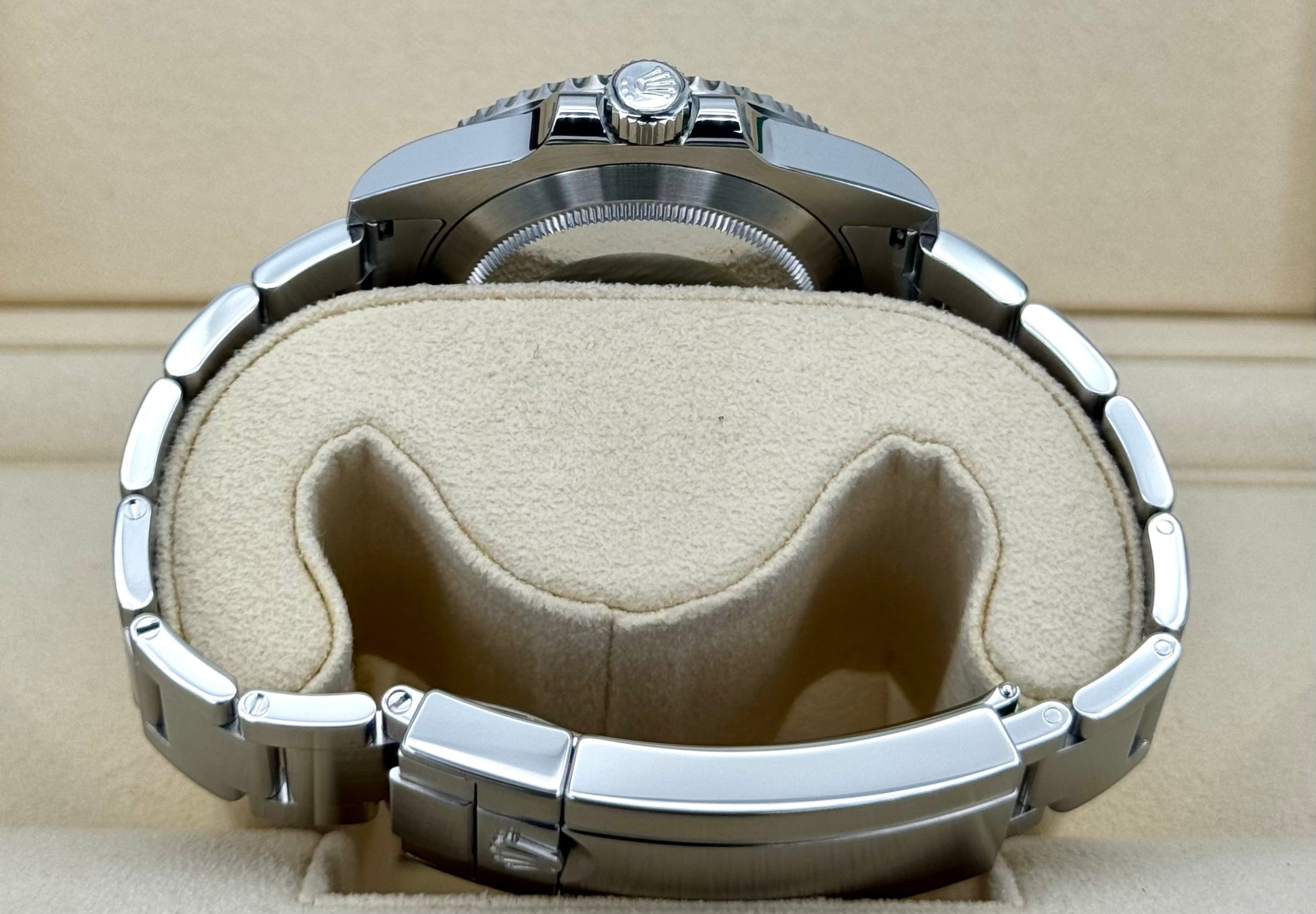 2019 Rolex Submariner "Hulk" 40mm 116610LV Green Dial - Image 9