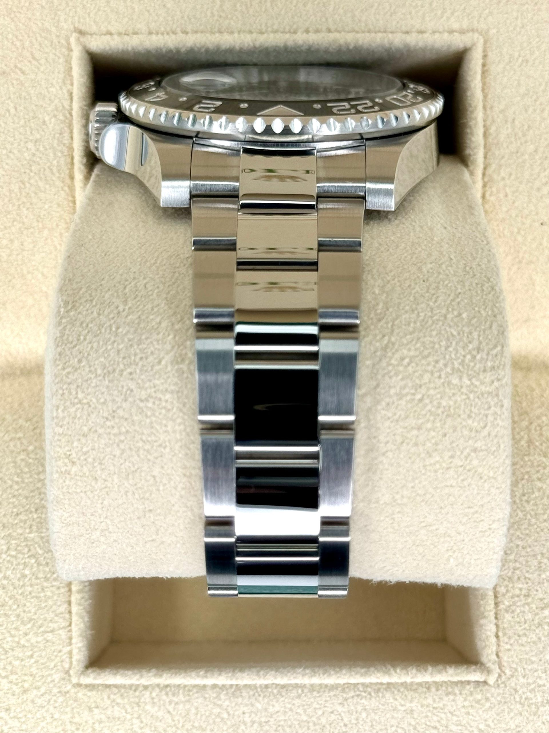 2015 Rolex GMT-Master II 40mm 116710LN Stainless Steel Black Dial - Image 4