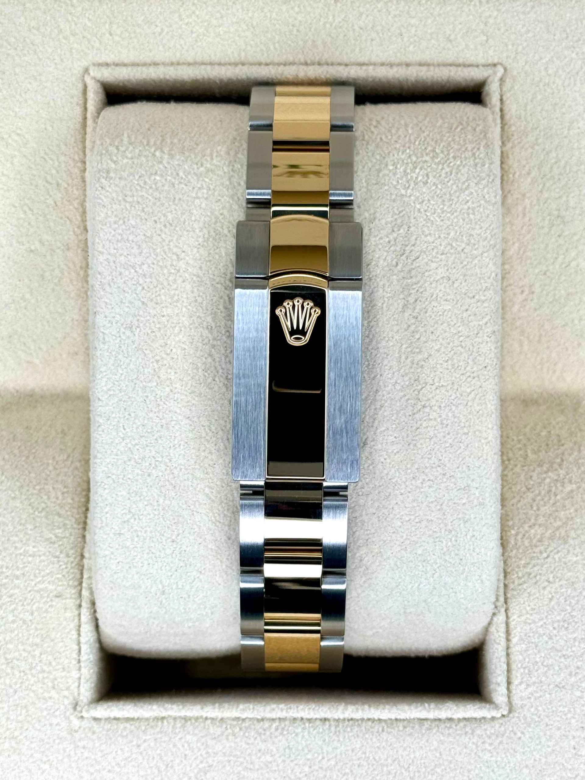 NEW 2024 Rolex Lady Datejust 31mm 278273 Two-Tone Silver Diamond Dial - Image 2