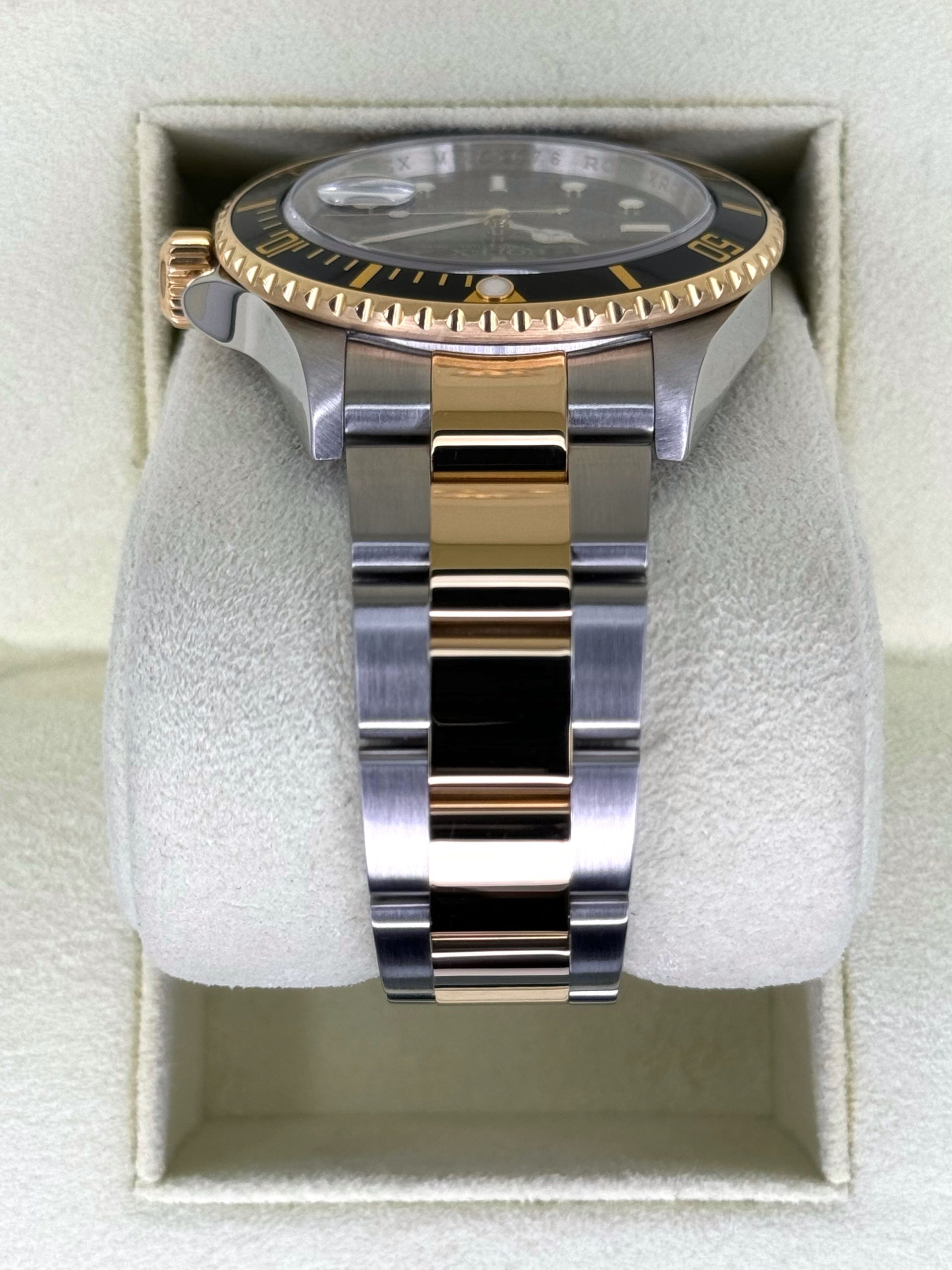 2008 Rolex Submariner 40mm 16613LN Two-Tone Black Dial - Image 4