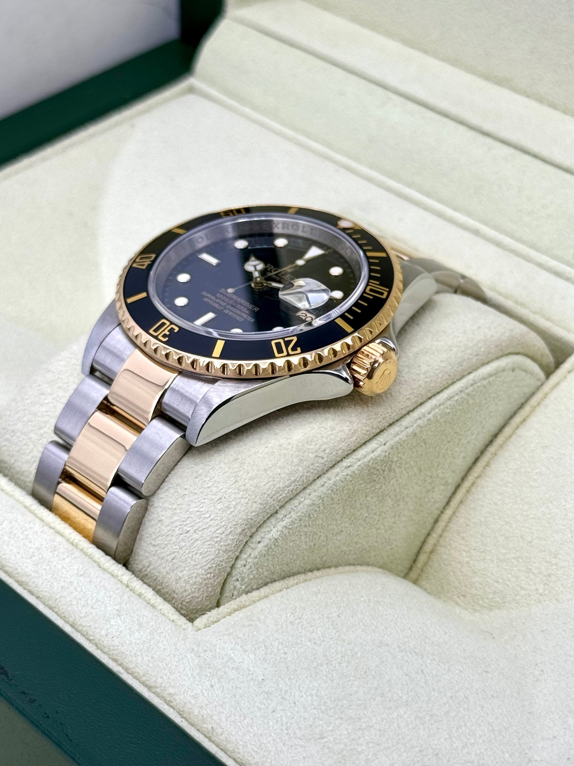 2008 Rolex Submariner 40mm 16613LN Two-Tone Black Dial - Image 6