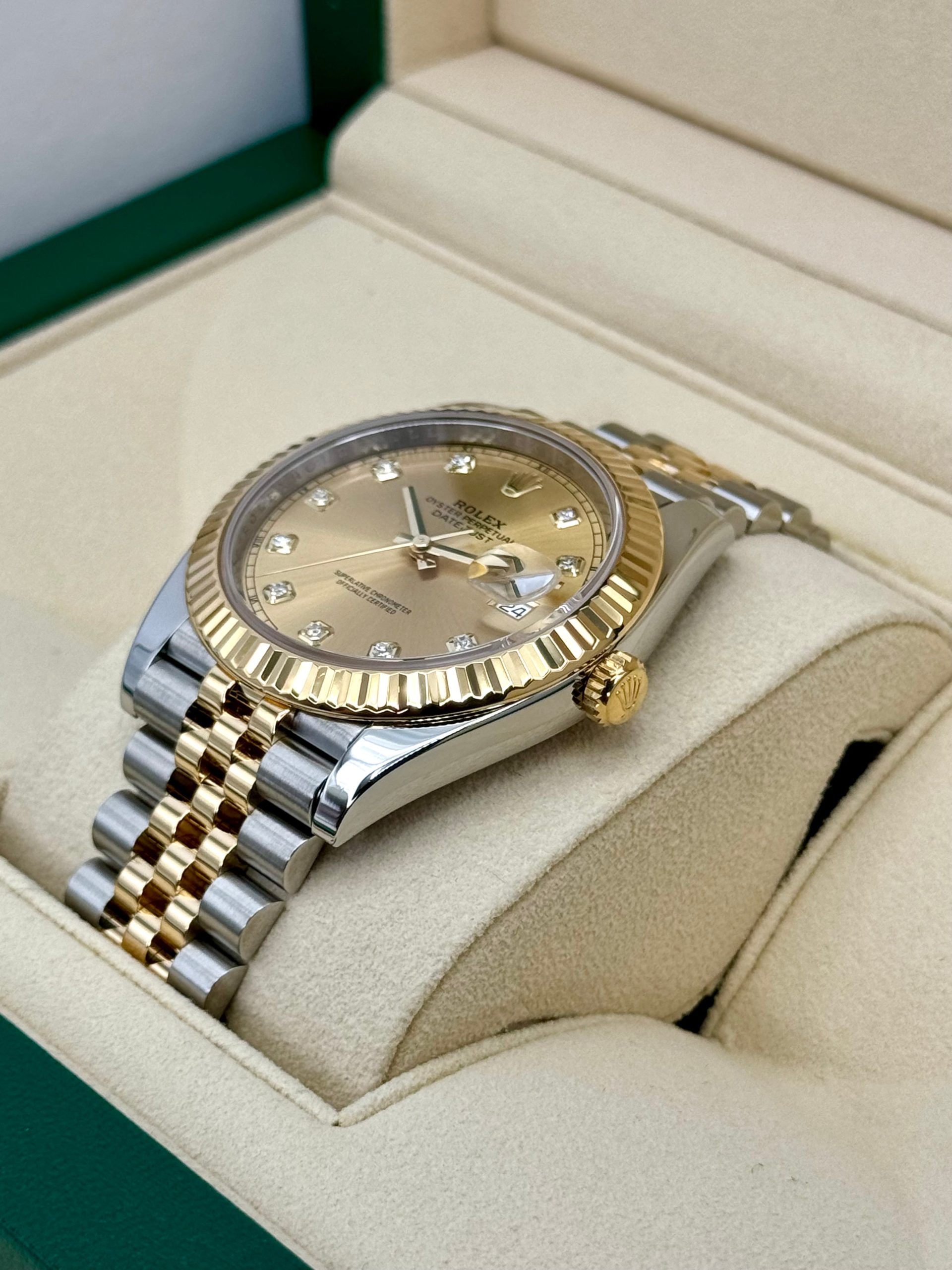 2022 Rolex Datejust 41mm 126333 Jubilee Champagne Diamond Dial - Image 5