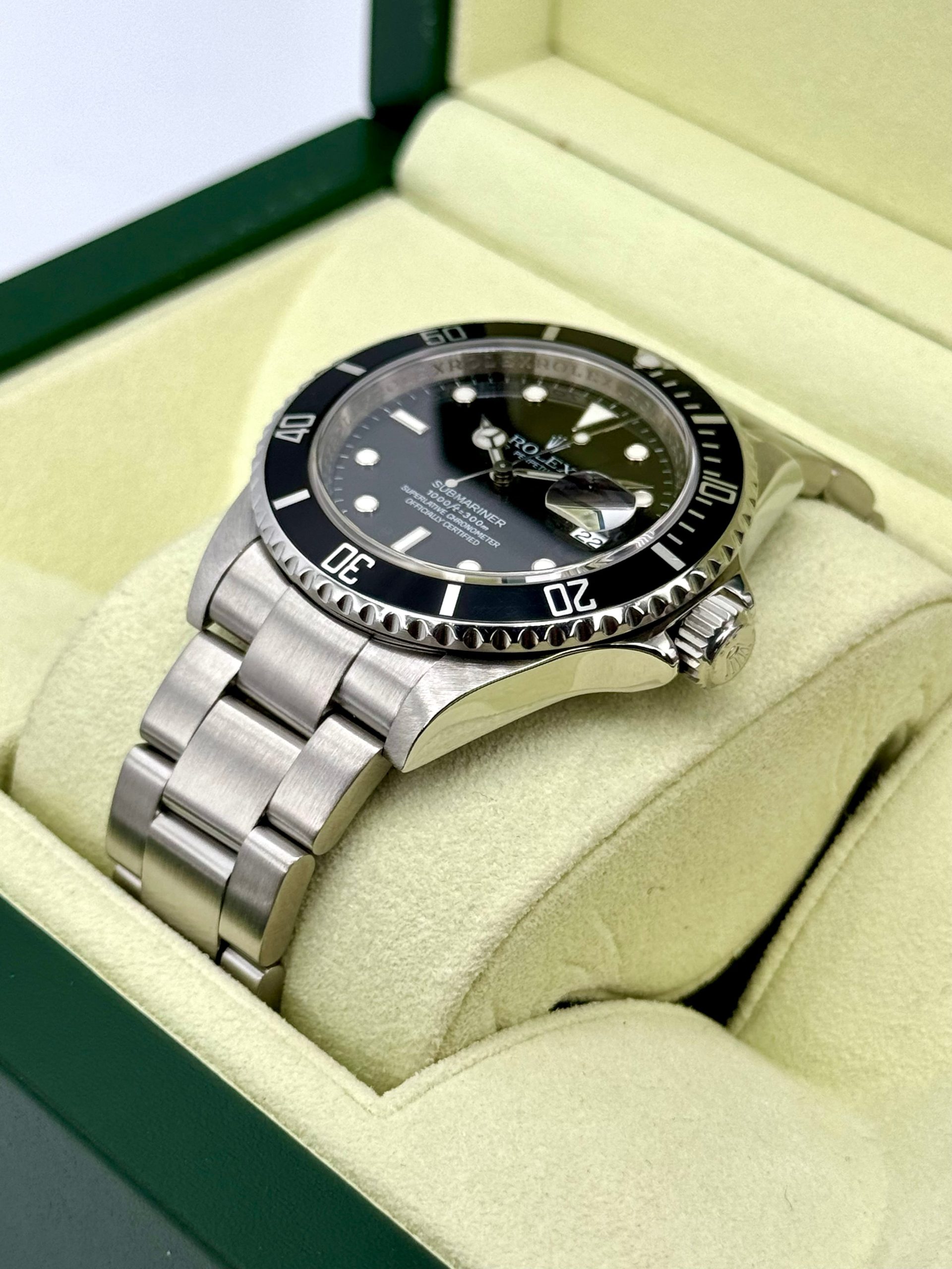 2010 Rolex Submariner Date 40mm 16610 Stainless Steel Black Dial - Image 5