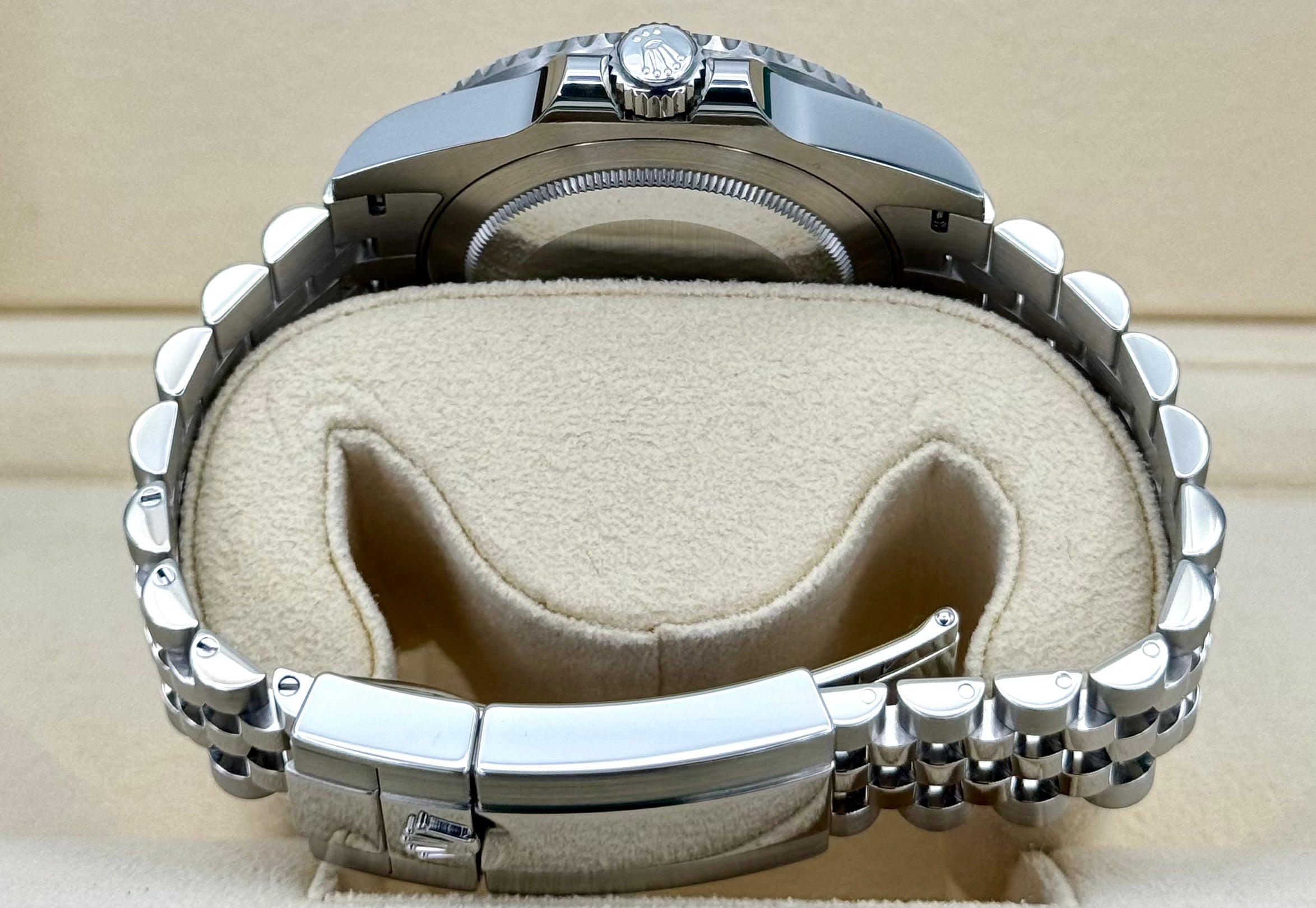 2022 Rolex GMT-Master II "Batgirl" 40mm 126710BLNR Jubilee Black Dial - Image 9