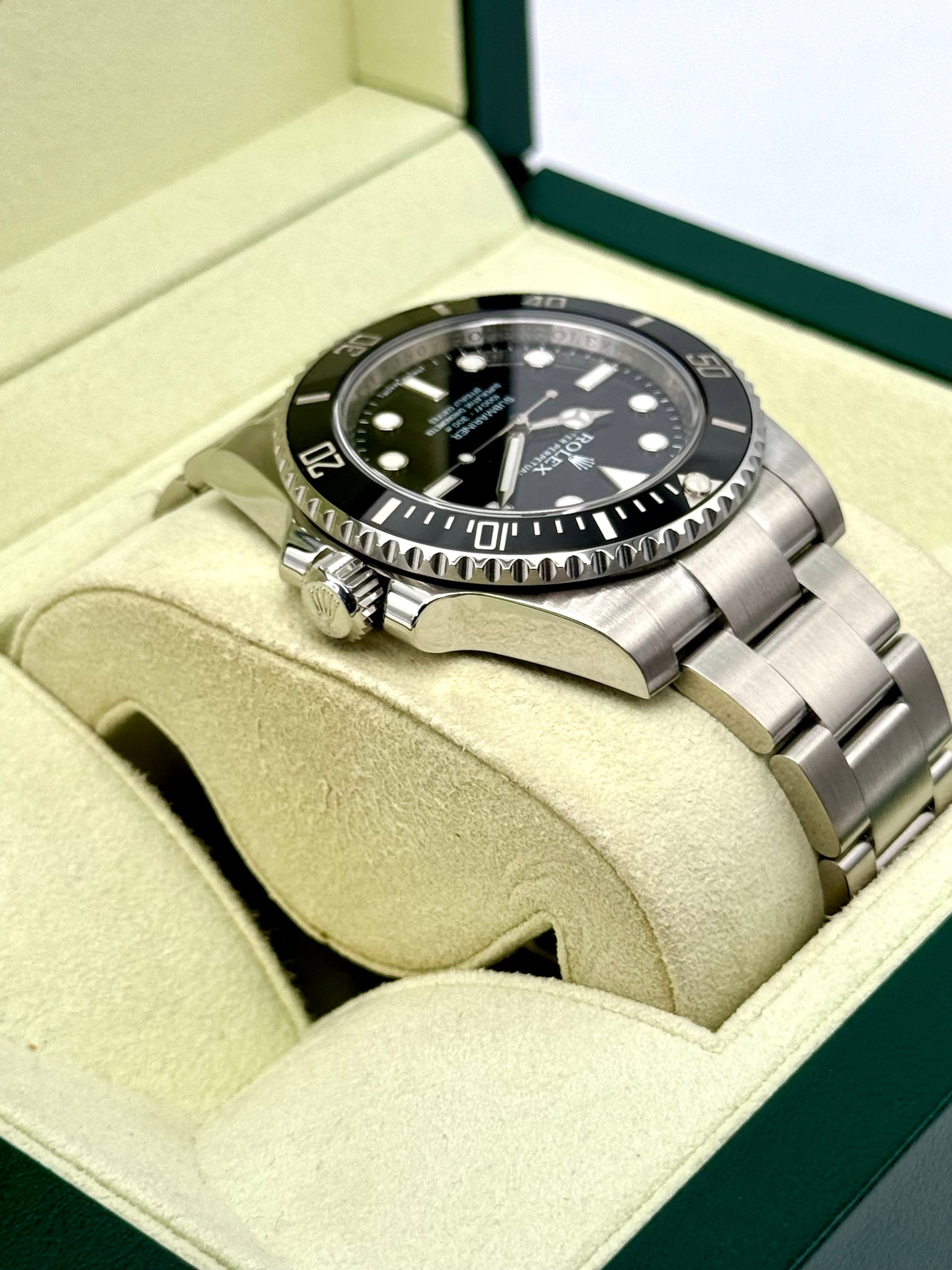 2014 Rolex Submariner 40mm 114060 Stainless Steel Black Dial - Image 8