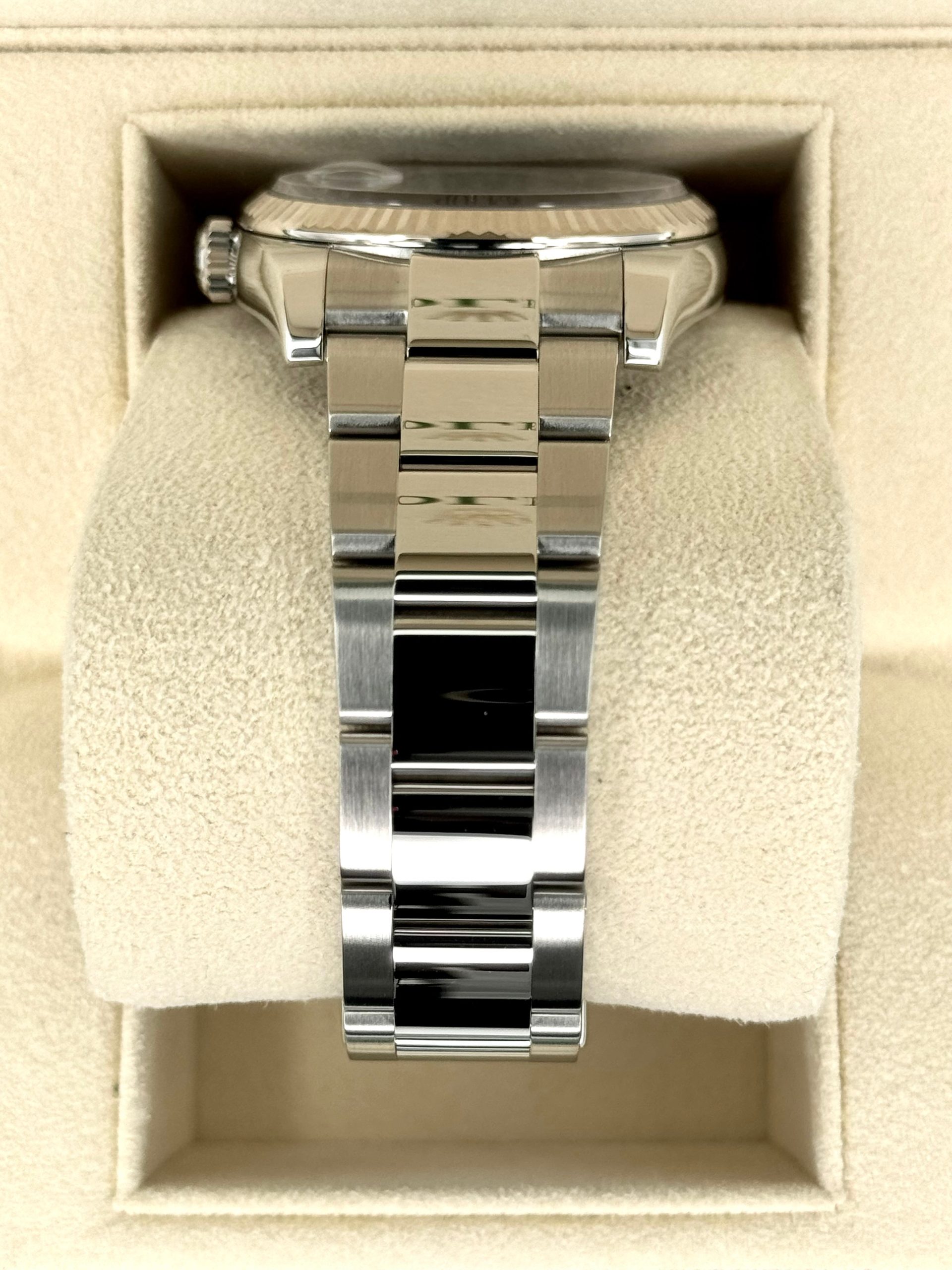 2018 Rolex Datejust 36mm 116234 Stainless Steel Oyster Blue Dial - Image 4