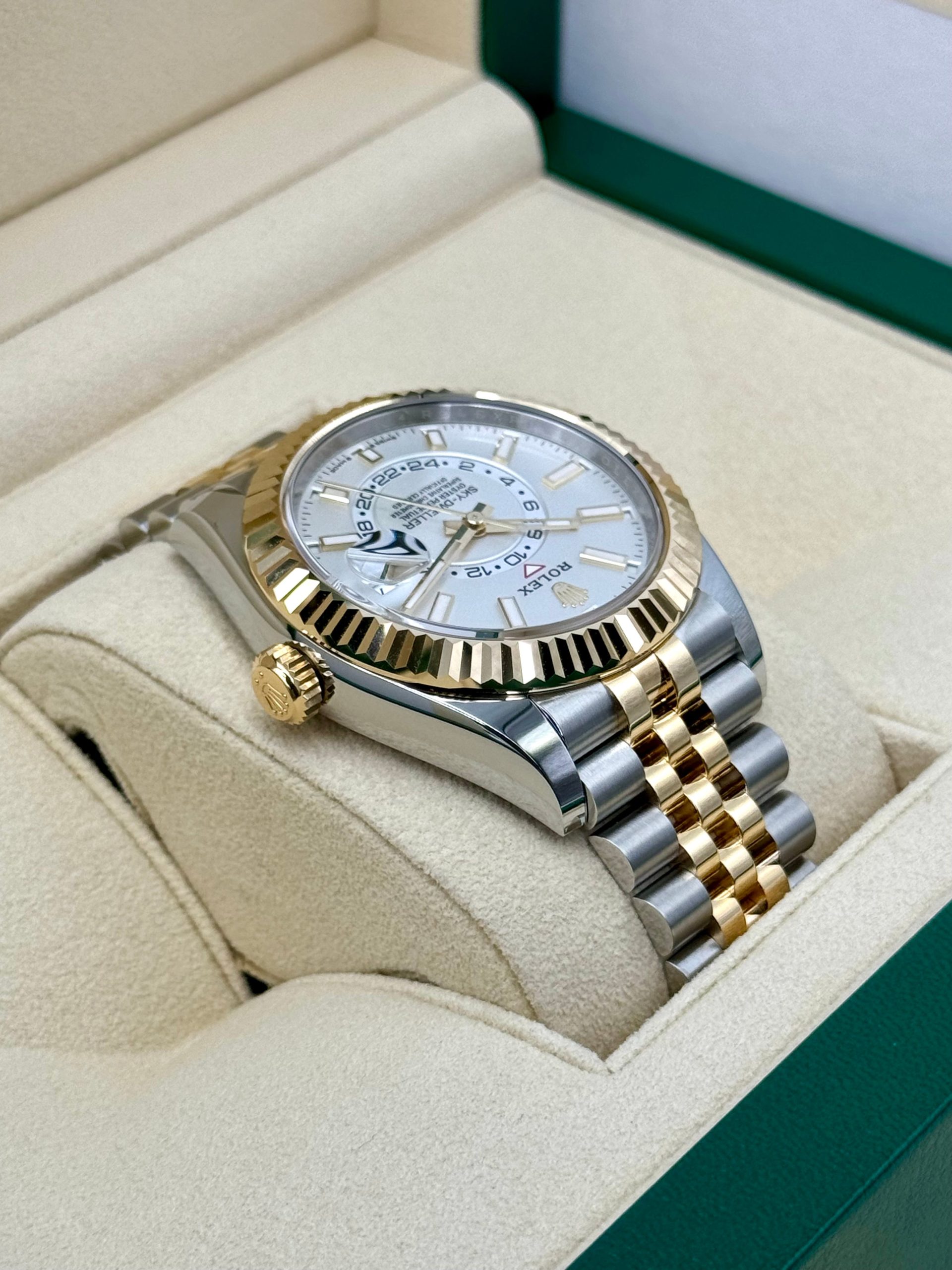 NEW 2024 Rolex Sky-Dweller 42mm 336933 Two-Tone Jubilee White Dial - Image 8