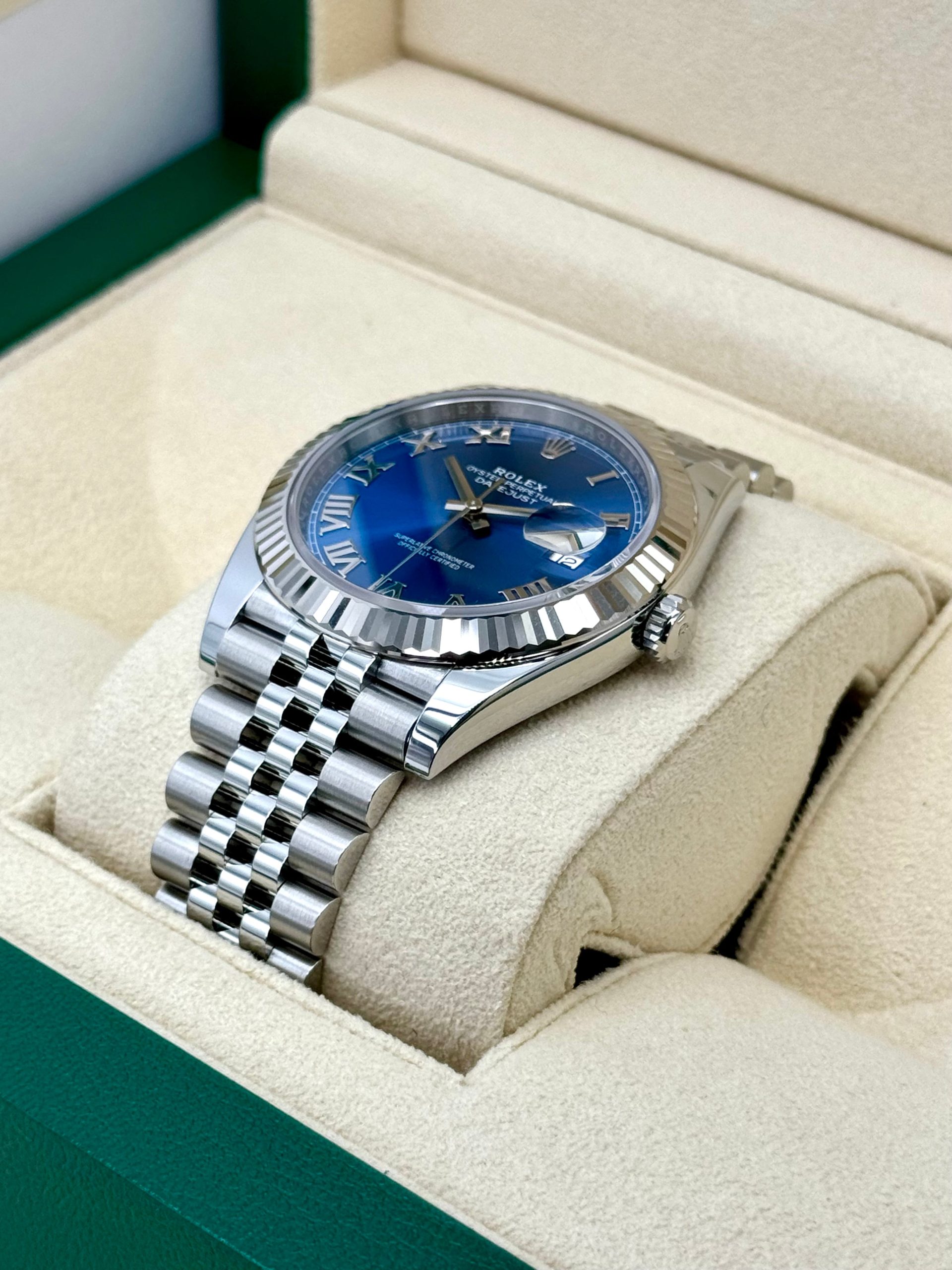 NEW 2024 Rolex Datejust 41mm 126334 Jubilee Blue Roman Numeral Dial - Image 5