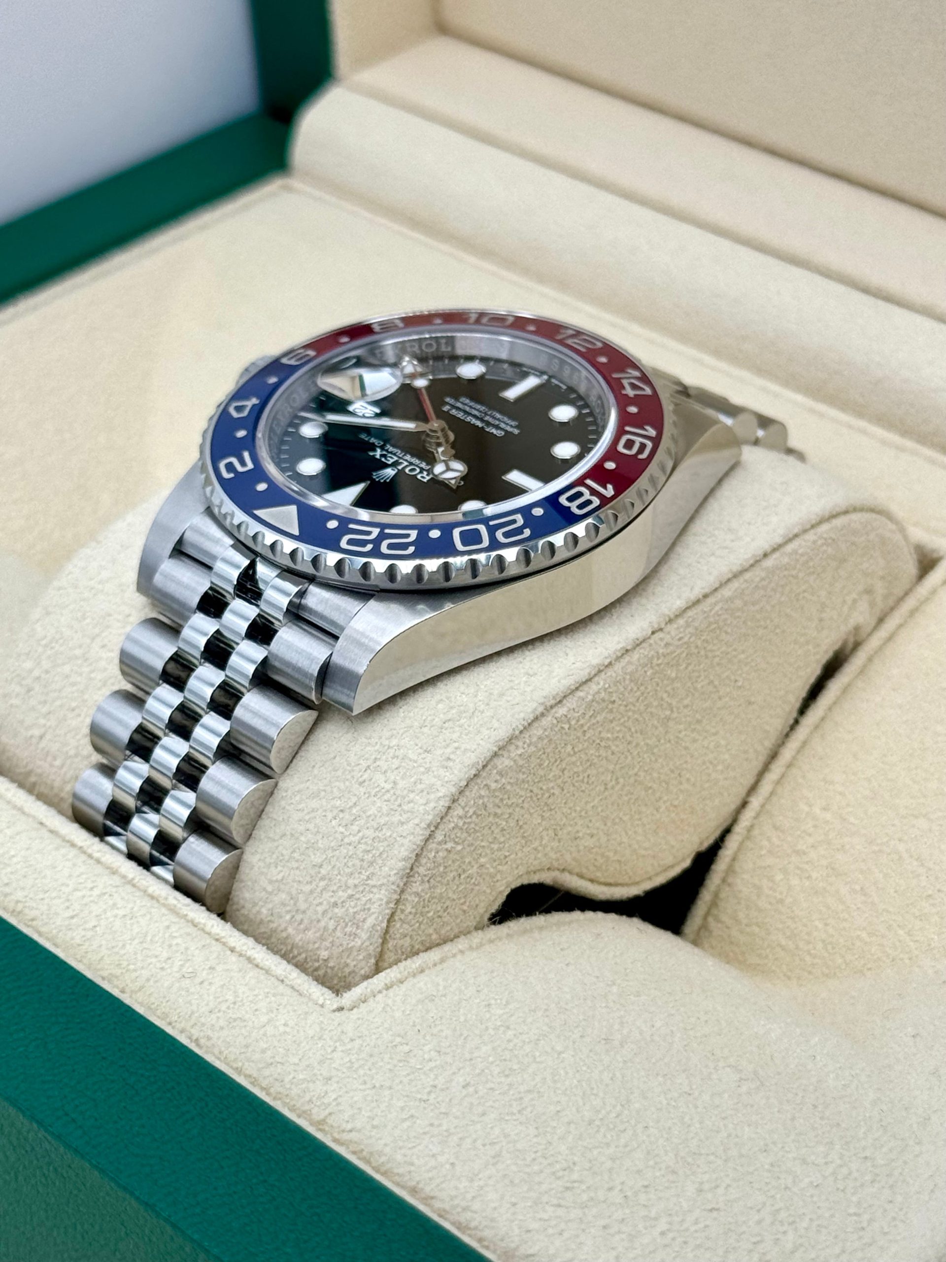 NEW 2024 Rolex GMT-Master II "Pepsi" 40mm 126710BLRO Jubilee - Image 7