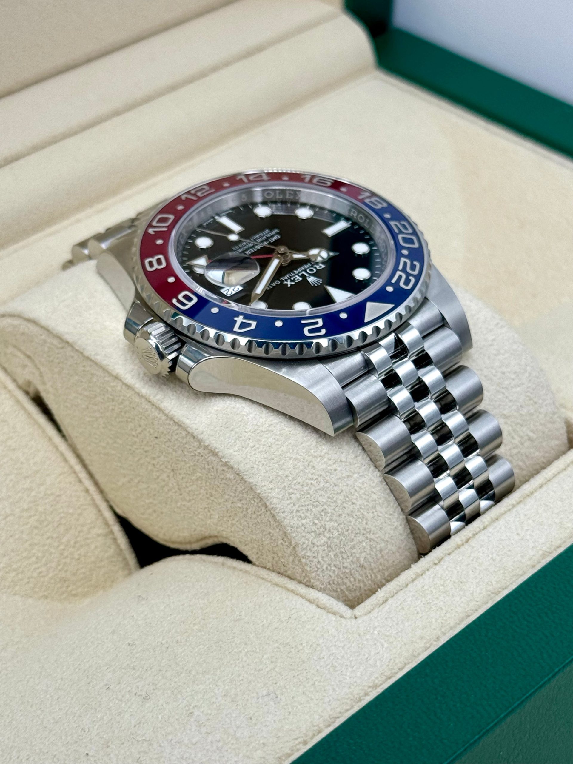 NEW 2024 Rolex GMT-Master II "Pepsi" 40mm 126710BLRO Jubilee - Image 8