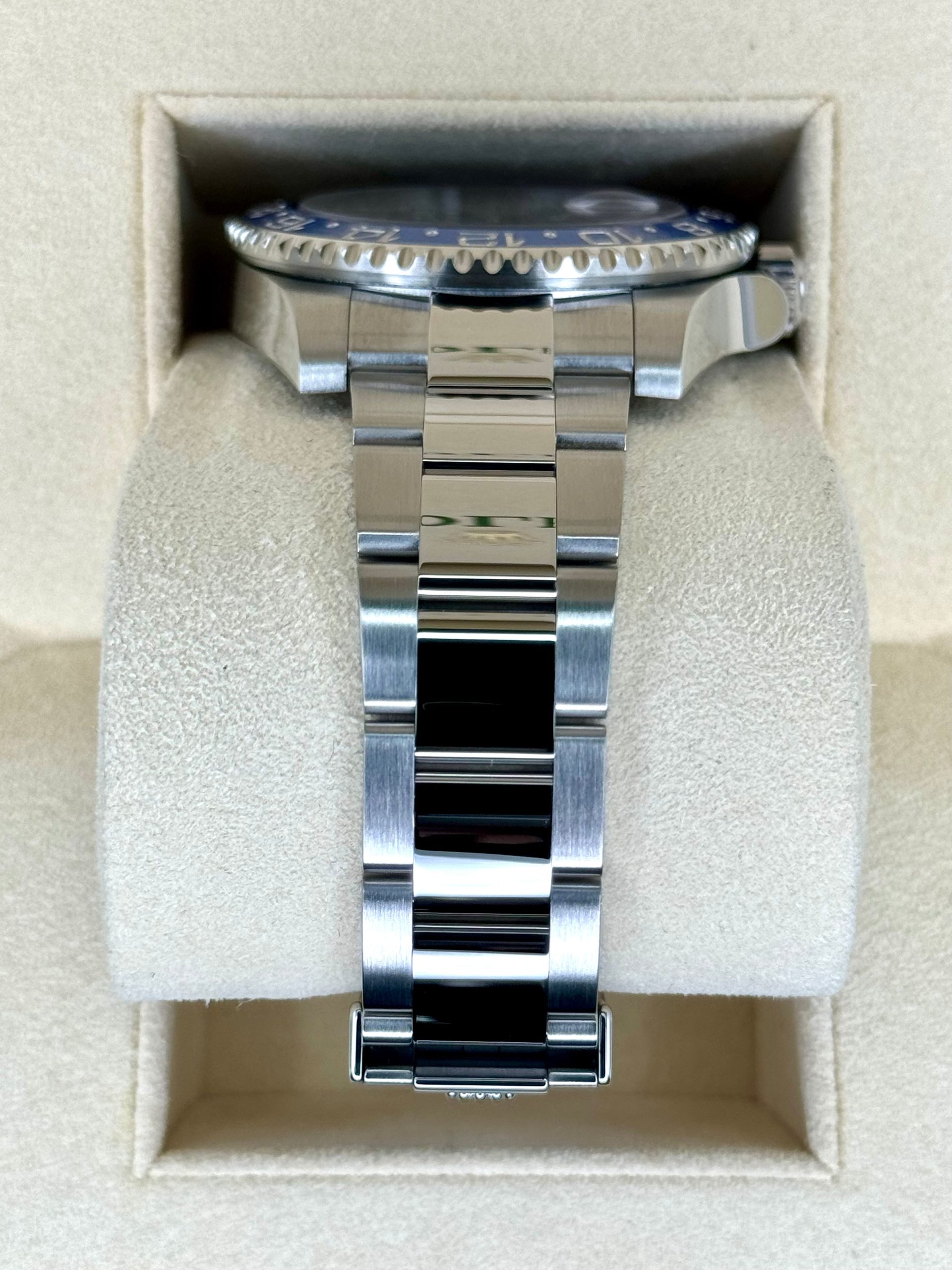 2016 Rolex GMT-Master II "Batman" 40mm 116710BLNR Oyster - Image 3