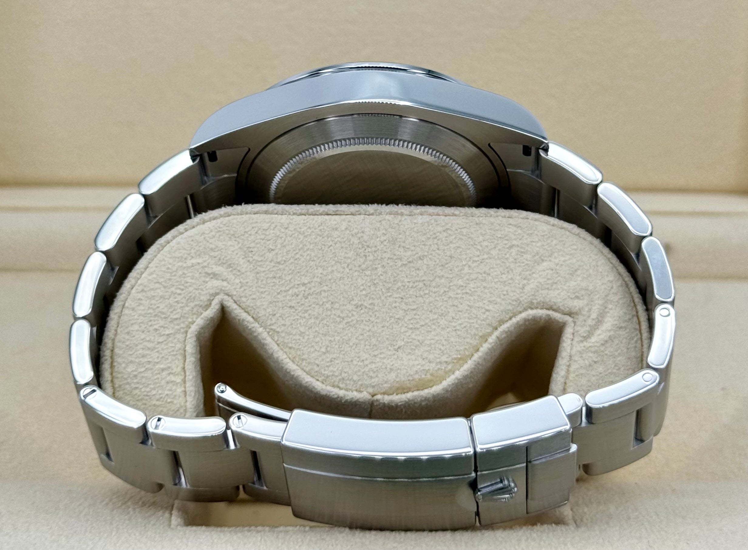 2024 Rolex Explorer II 42mm 226570 Black Dial - Image 10