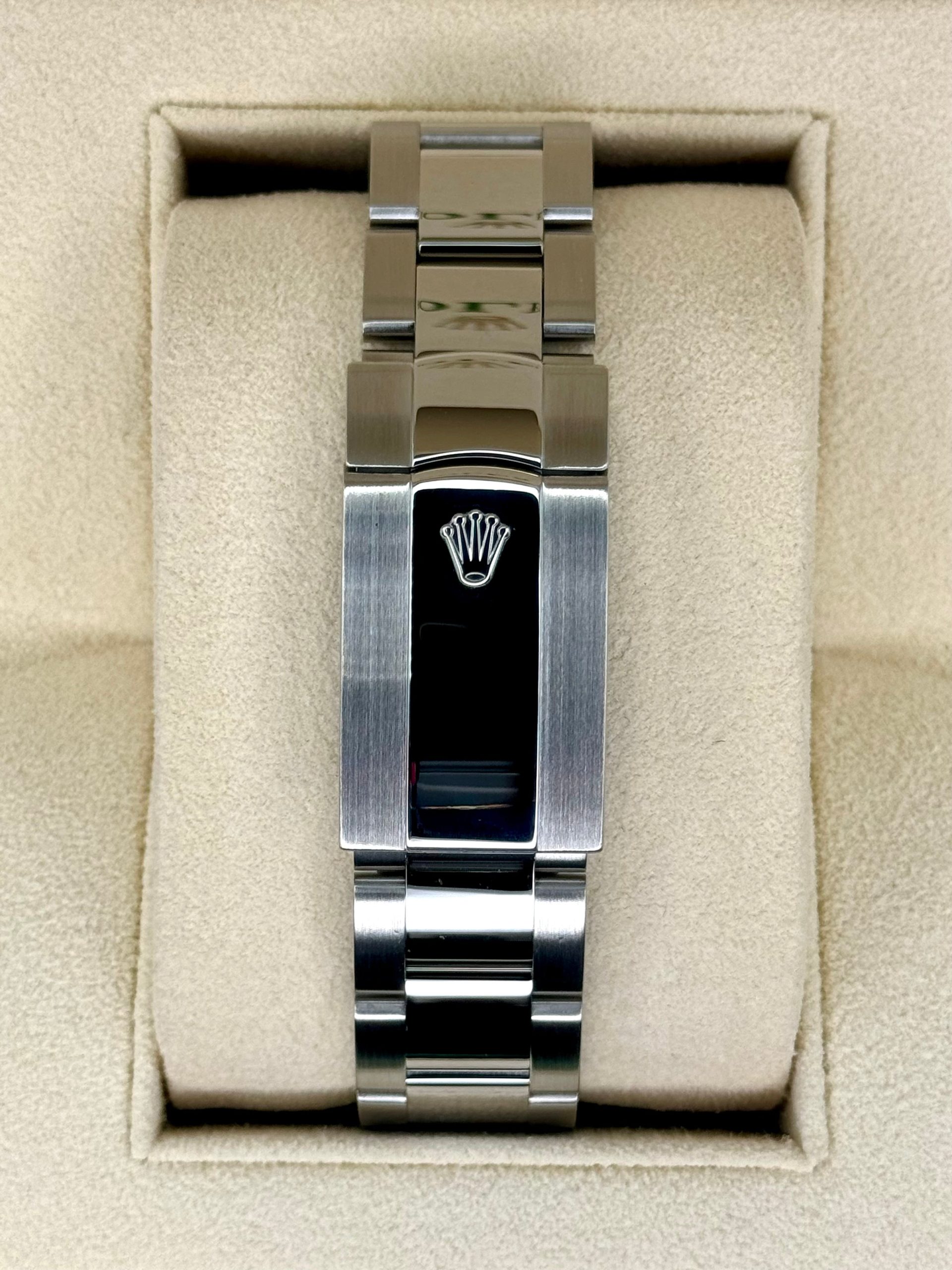 Sky-Dweller 42mm 326934 Stainless Steel Oyster Blue Dial - Image 2