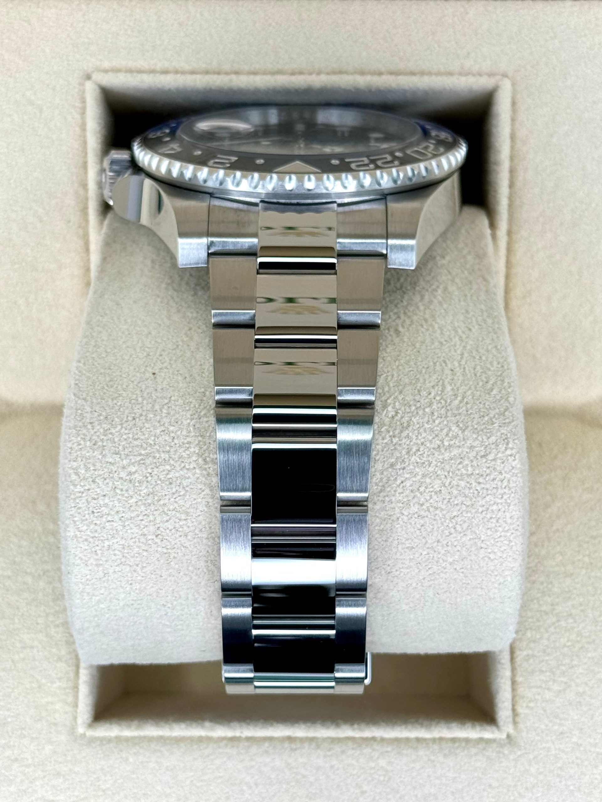 2023 Rolex GMT-Master II "Batman" 40mm 126710BLNR Oyster - Image 4