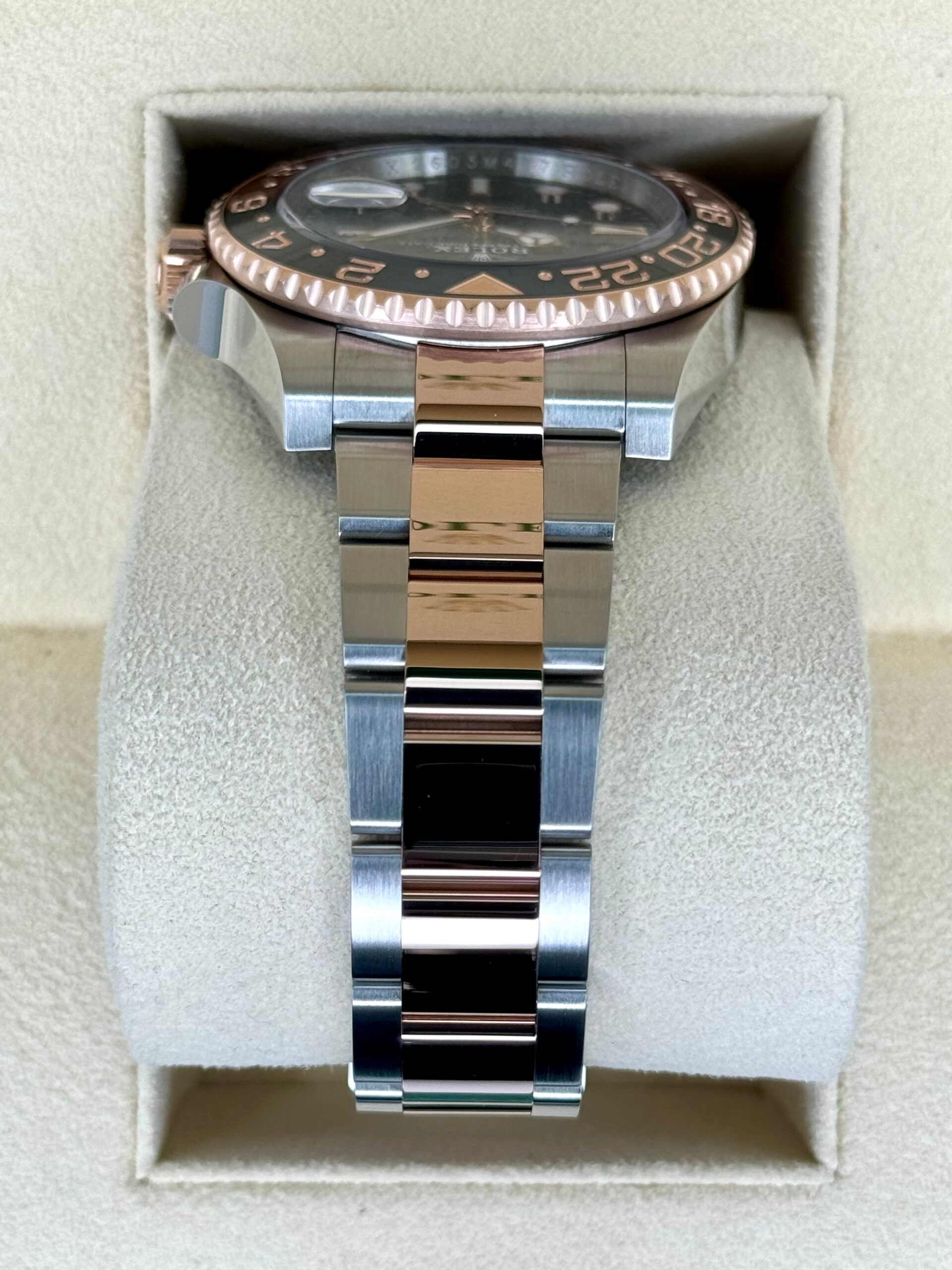 2022 Rolex GMT-Master II "Rootbeer" 40mm 126711CHNR Two-Tone - Image 4