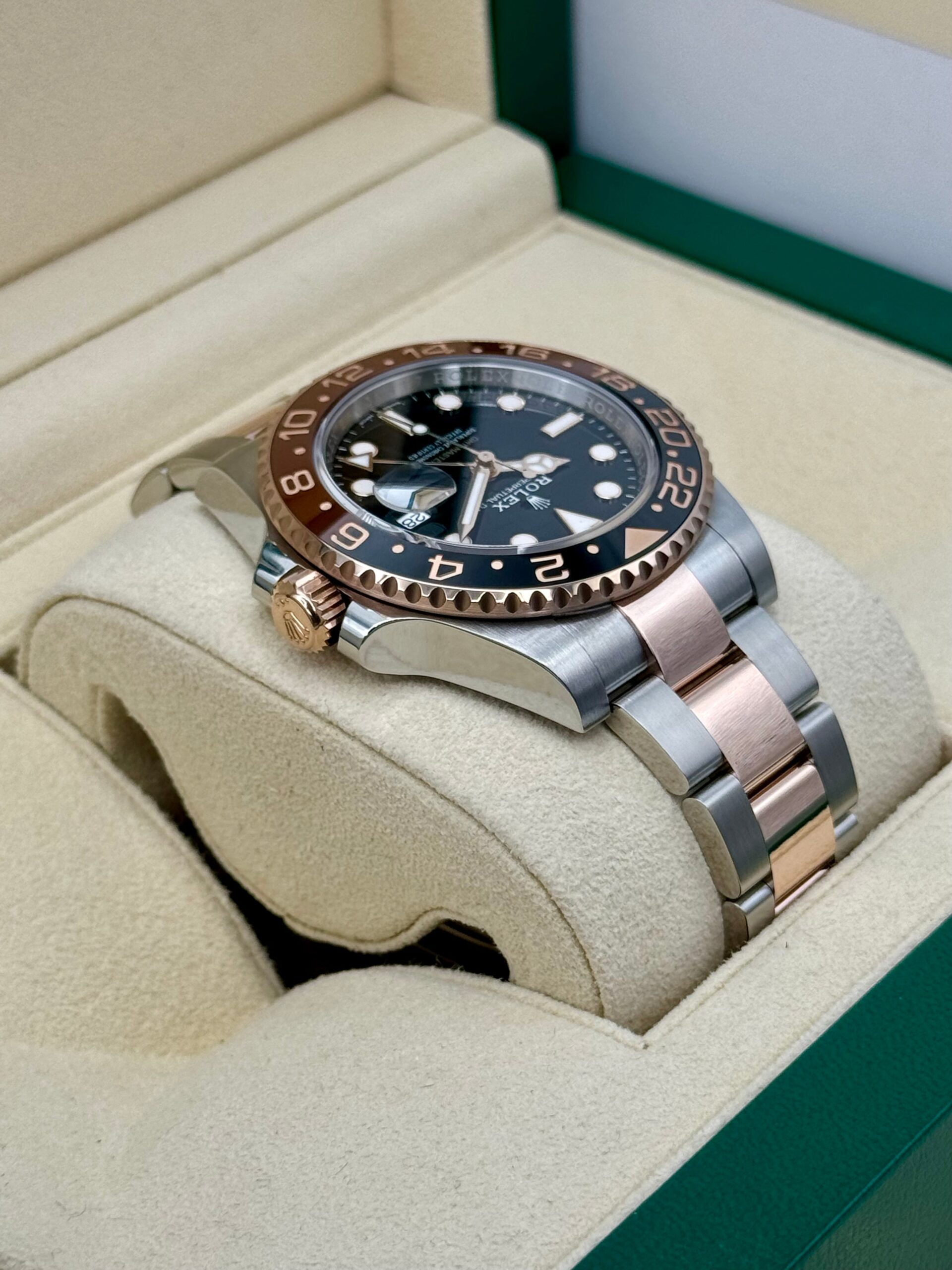 2022 Rolex GMT-Master II "Rootbeer" 40mm 126711CHNR Two-Tone - Image 8