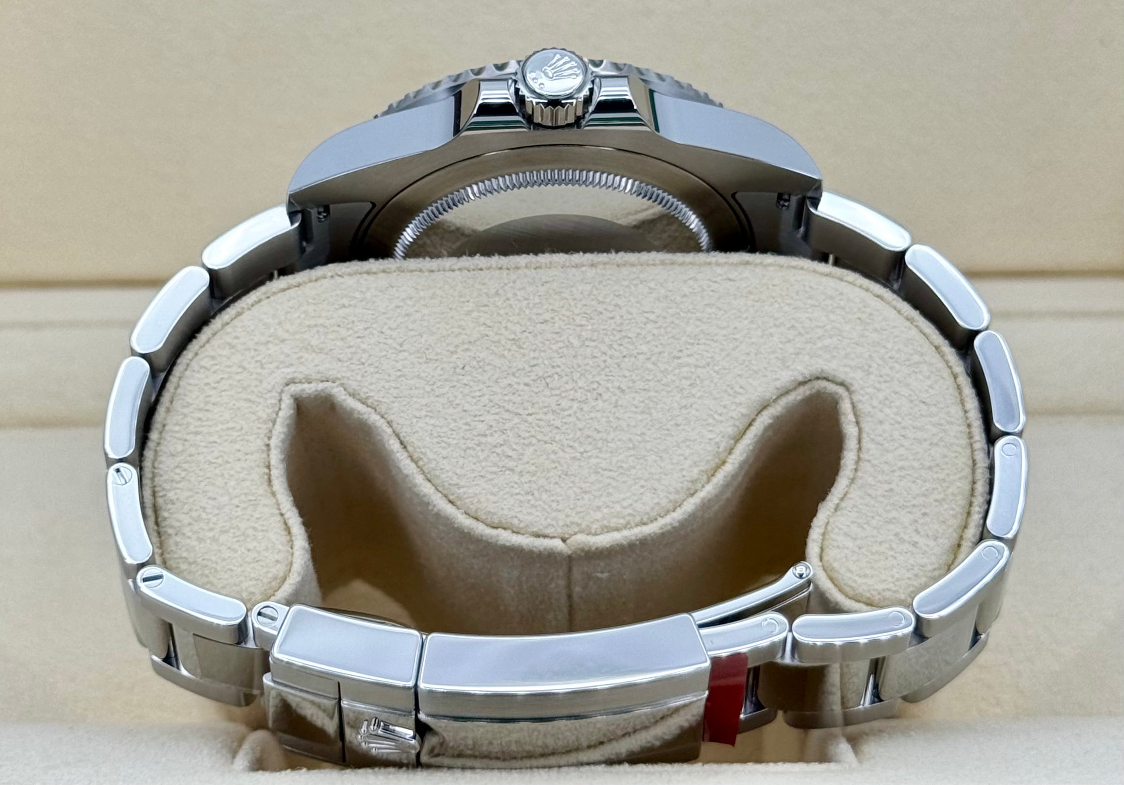 NEW OLD STOCK 2020 Rolex GMT-Master II 40mm 116710LN Black Dial - Image 9