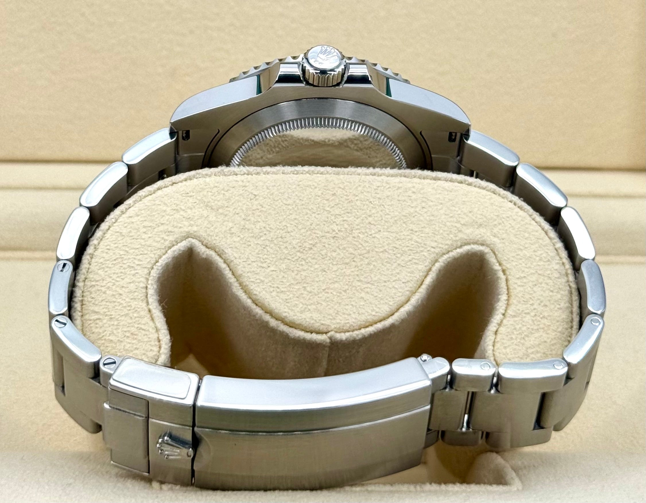 2022 Rolex Submariner 41mm 124060 Stainless Steel Black Dial - Image 9