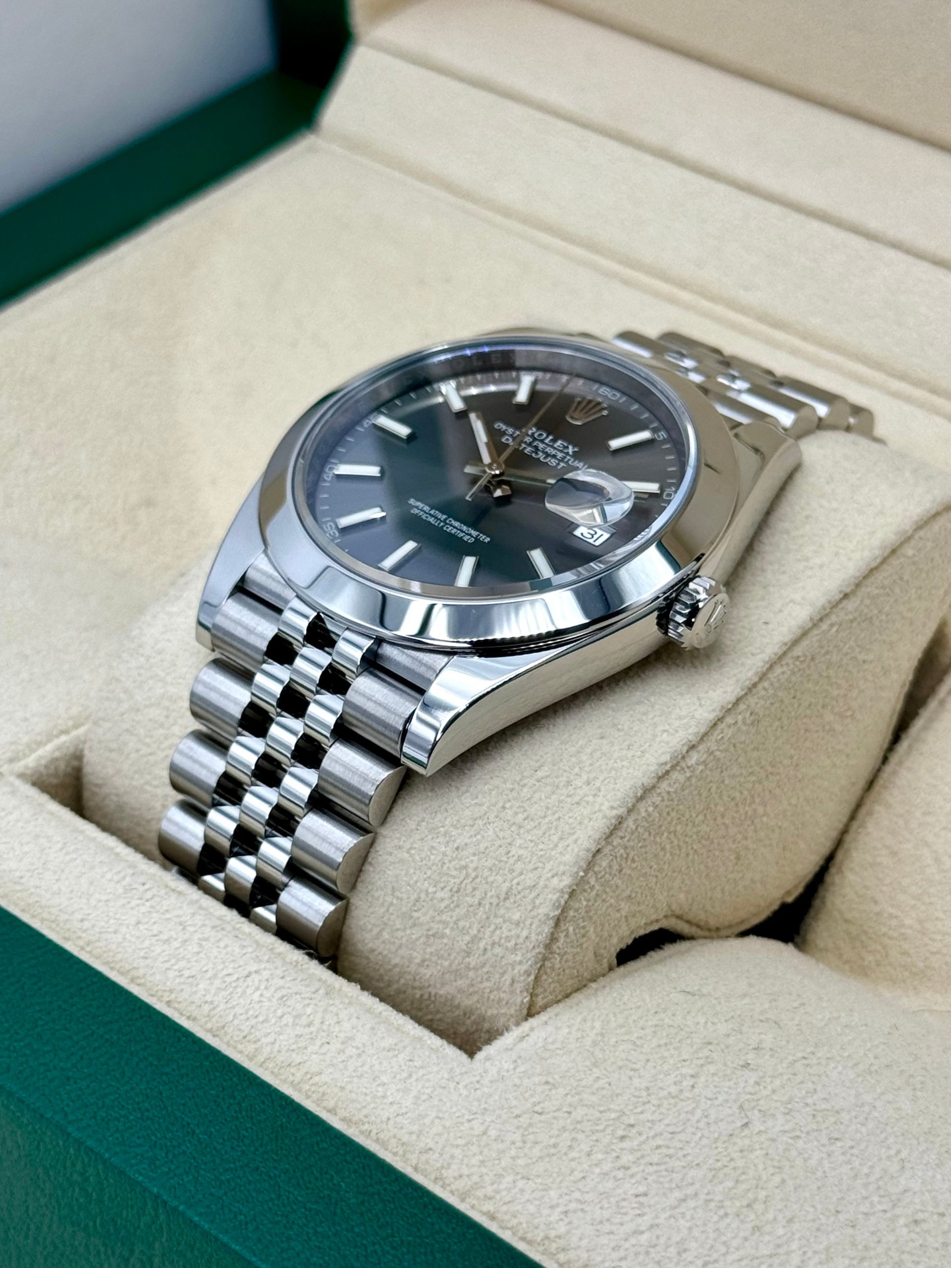 Rolex 2023 Datejust 41mm 126300 Stainless Steel Jubilee Rhodium Dial - Image 5