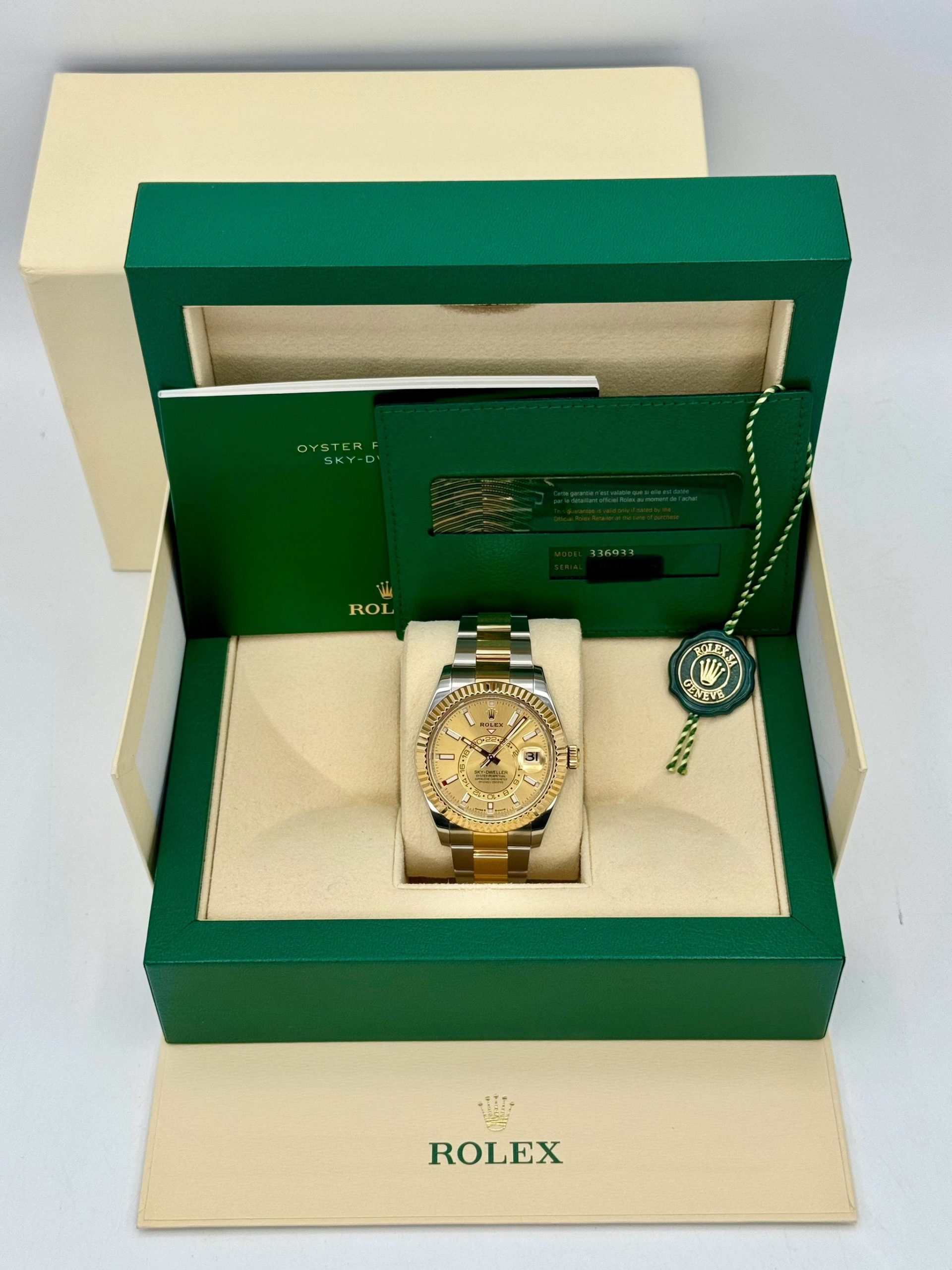 2024 Rolex Sky-Dweller 42mm 336933 Oyster Champagne Dial - Image 12