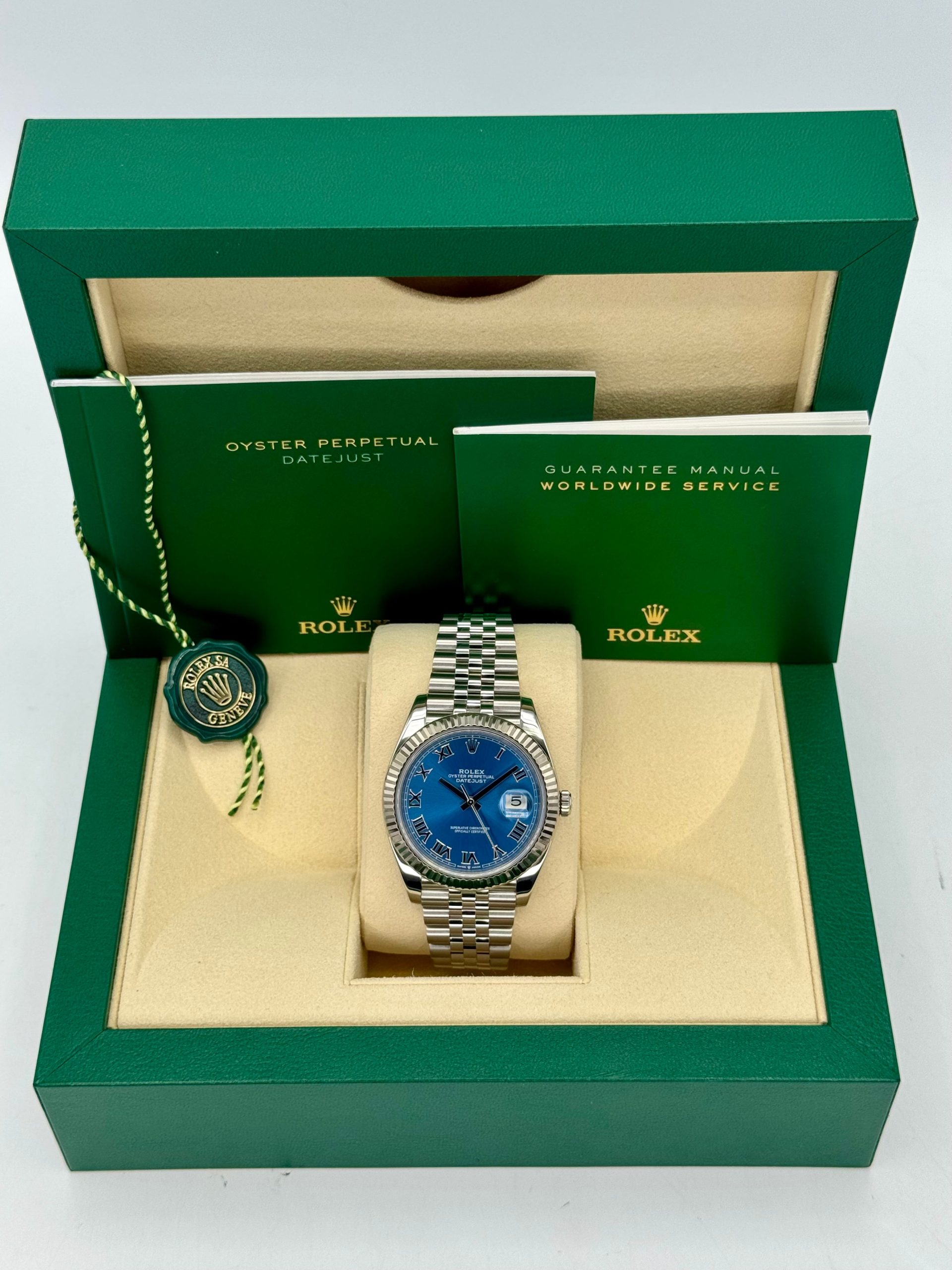Rolex Datejust 41mm 126334 Stainless Steel Jubilee Blue Dial - Image 11