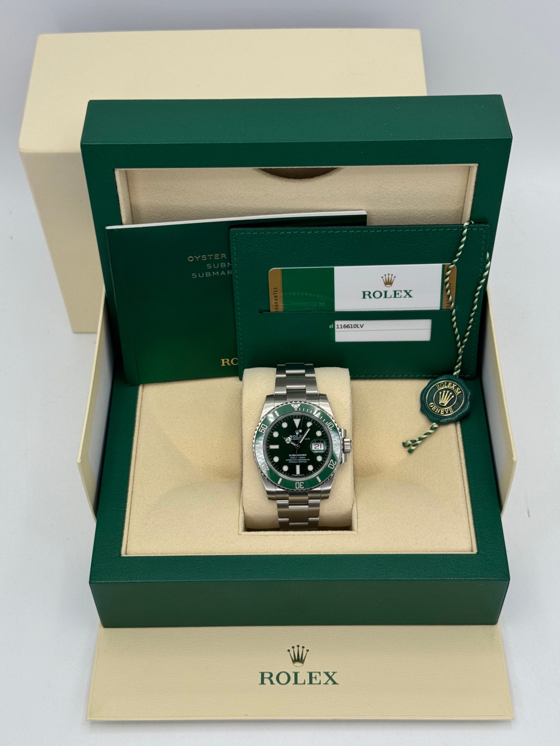 2019 Rolex Submariner "Hulk" 40mm 116610LV Green Dial - Image 12