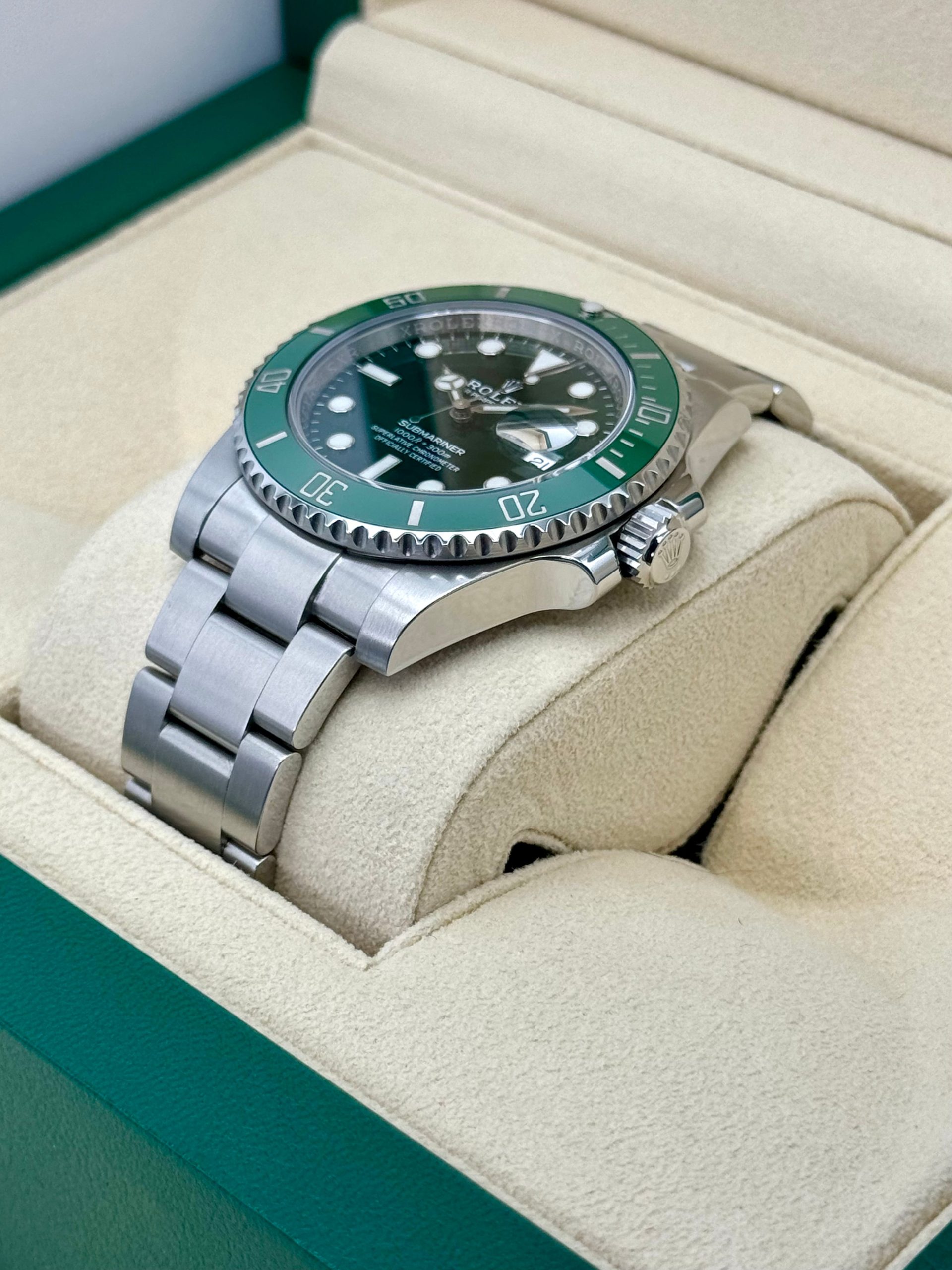 2019 Rolex Submariner "Hulk" 40mm 116610LV Green Dial - Image 5