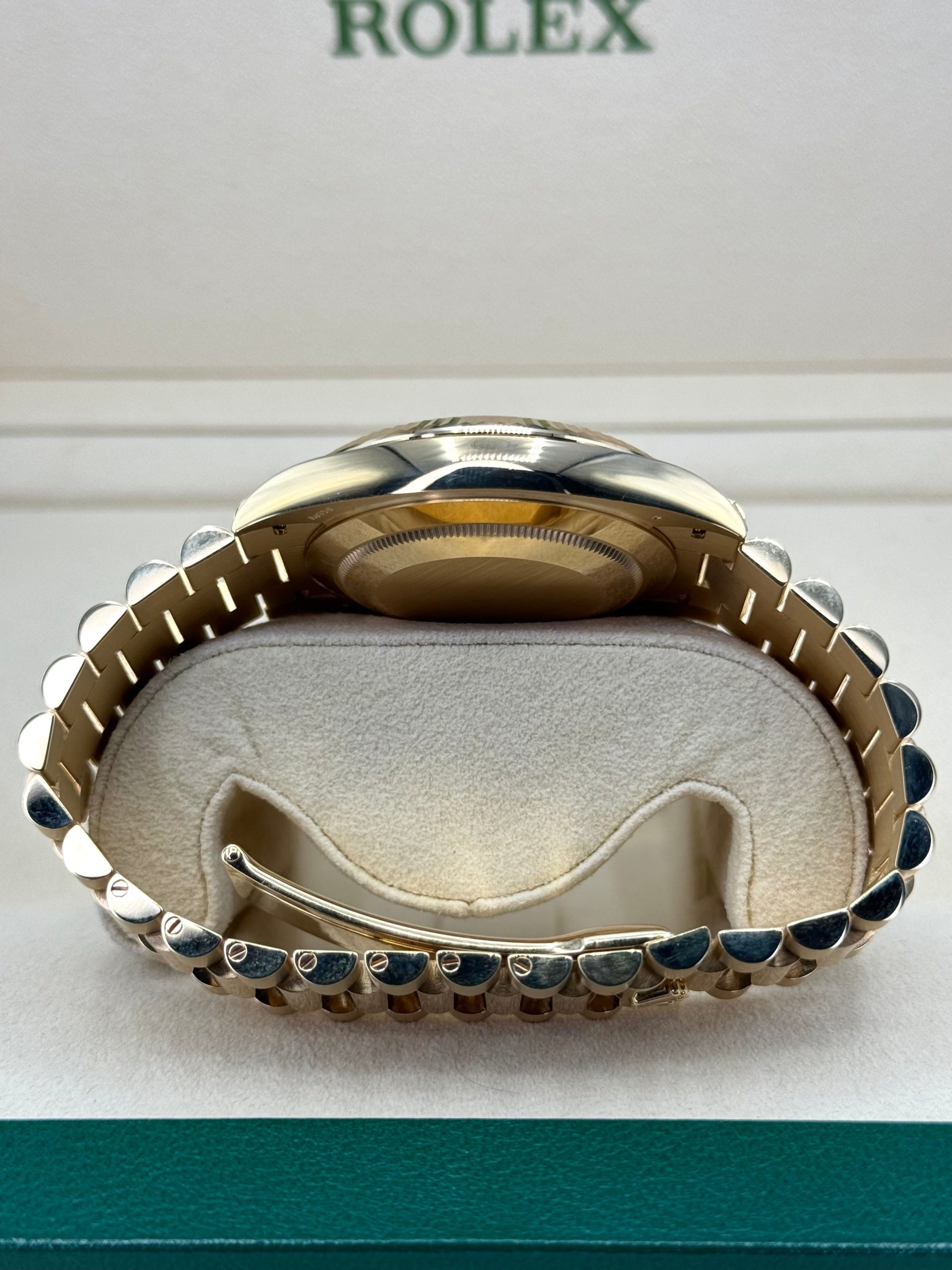 NEW 2025 Rolex Day-Date 40mm 228238 Presidential White Dial - Image 10