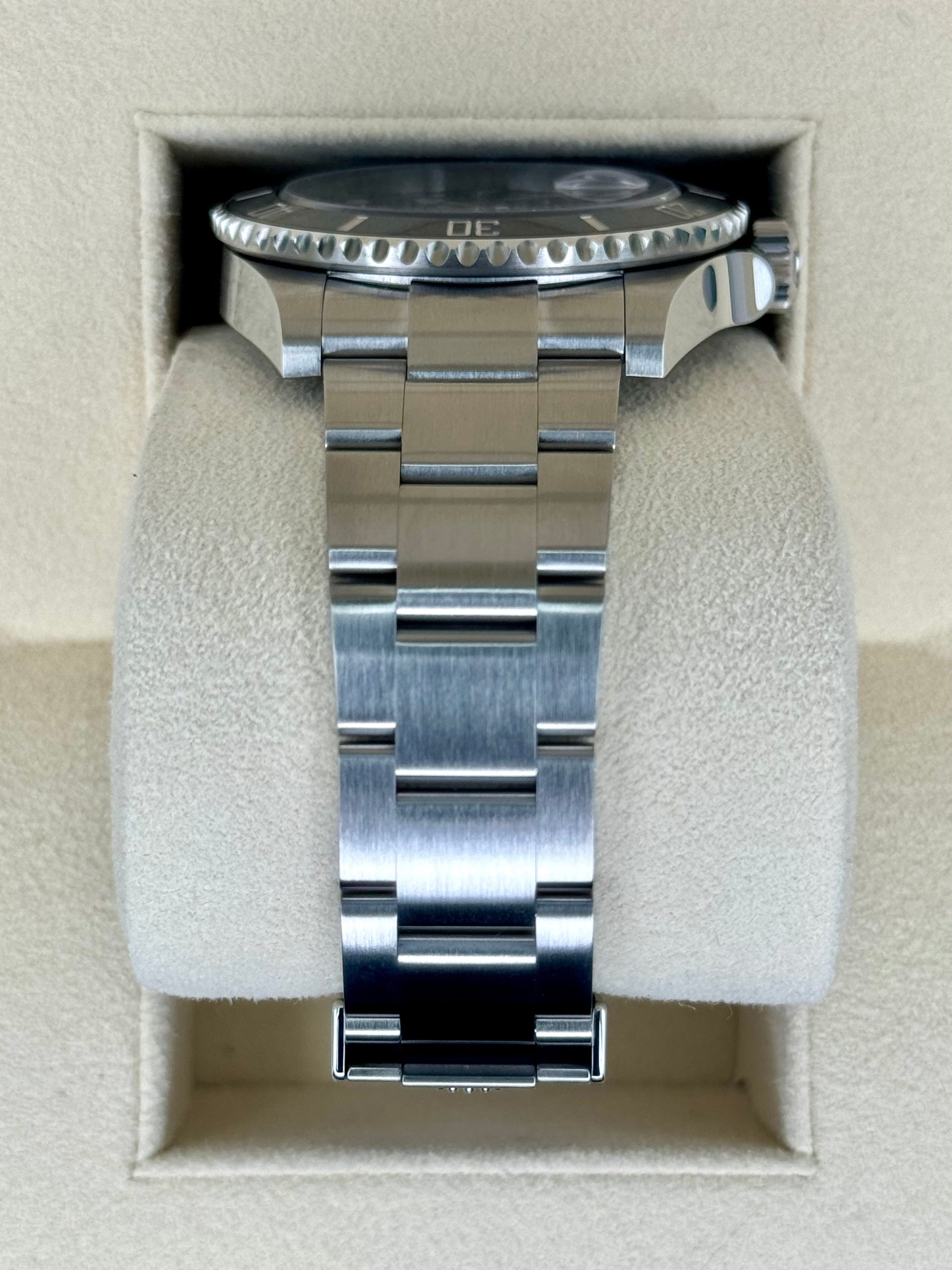 2021 Rolex Submariner 41mm 126610LN Stainless Steel Black Dial - Image 3