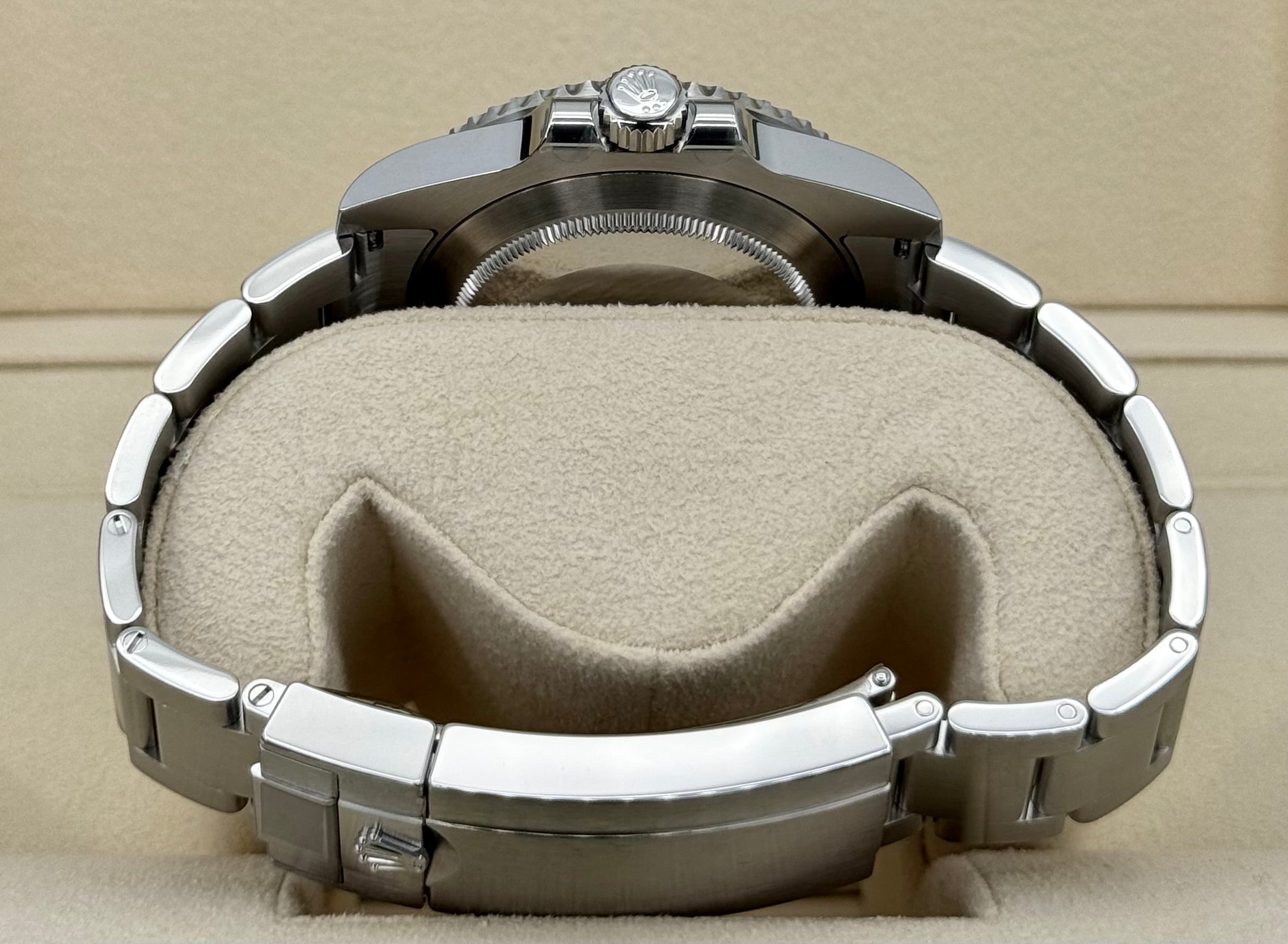 NEW 2020 Rolex Submariner "Hulk" 40mm 116610LV Green Dial - Image 9