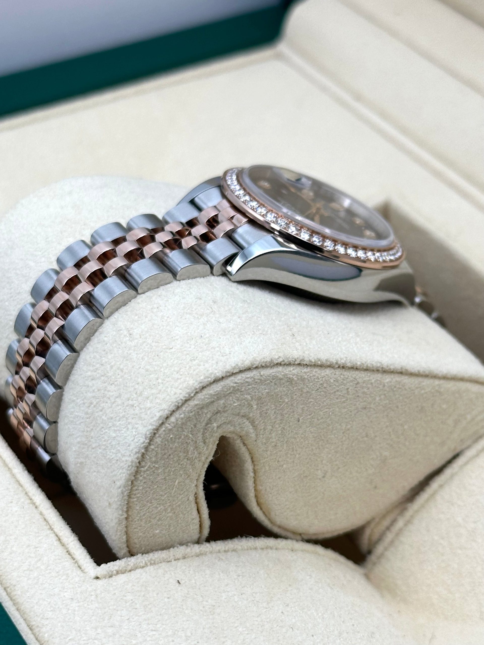 2017 Rolex Lady-Datejust 28mm 279381RBR Two-Tone Purple Diamond Dial - Image 7