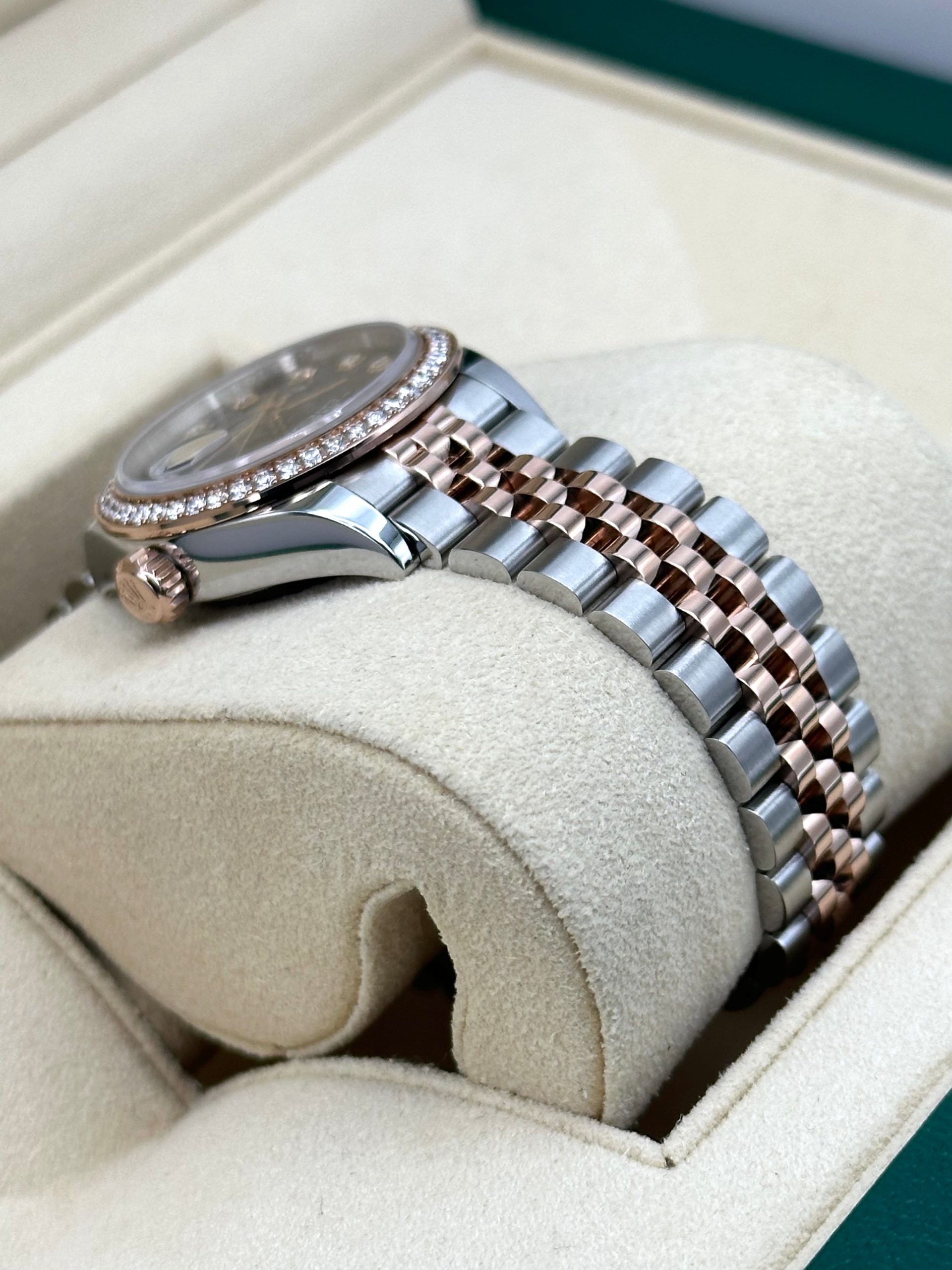 2017 Rolex Lady-Datejust 28mm 279381RBR Two-Tone Purple Diamond Dial - Image 8