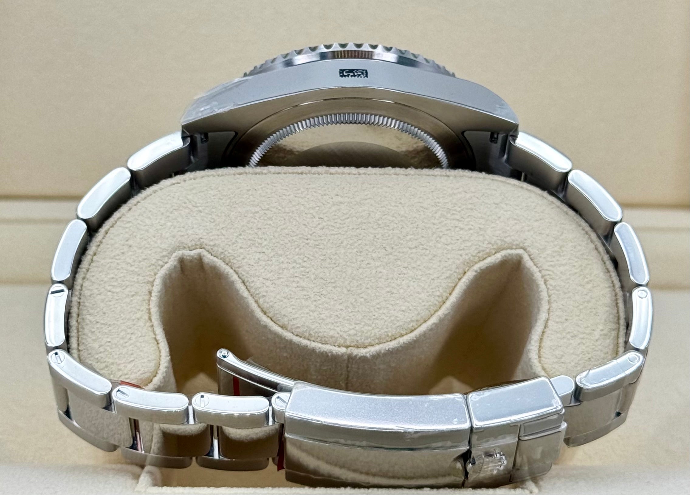 NEW OLD STOCK 2017 Rolex GMT-Master II "Batman" 40mm 116710BLNR Oyster - Image 10