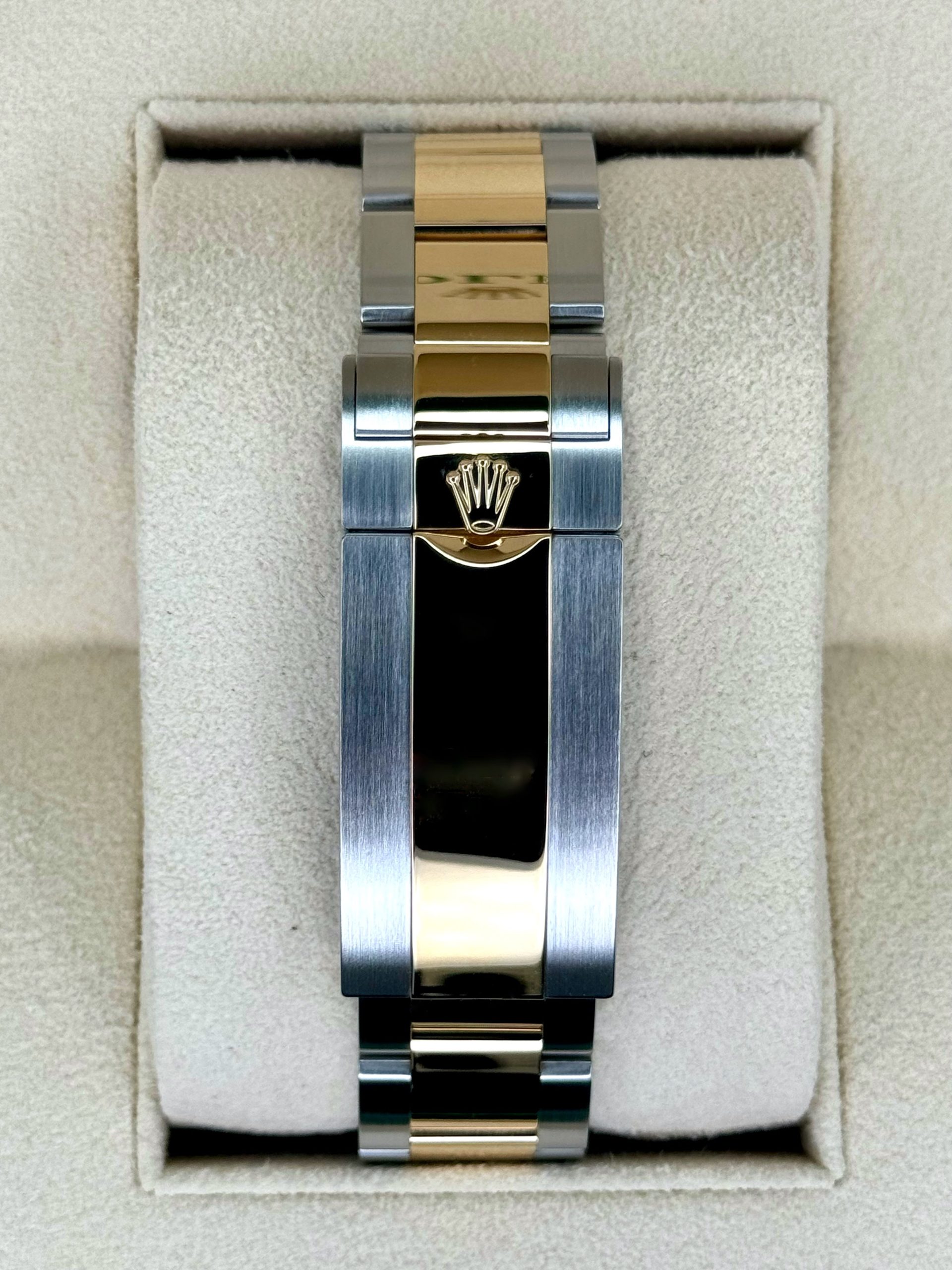 2022 Rolex Sea-Dweller 43mm 126603 Two-Tone Black Dial - Image 2