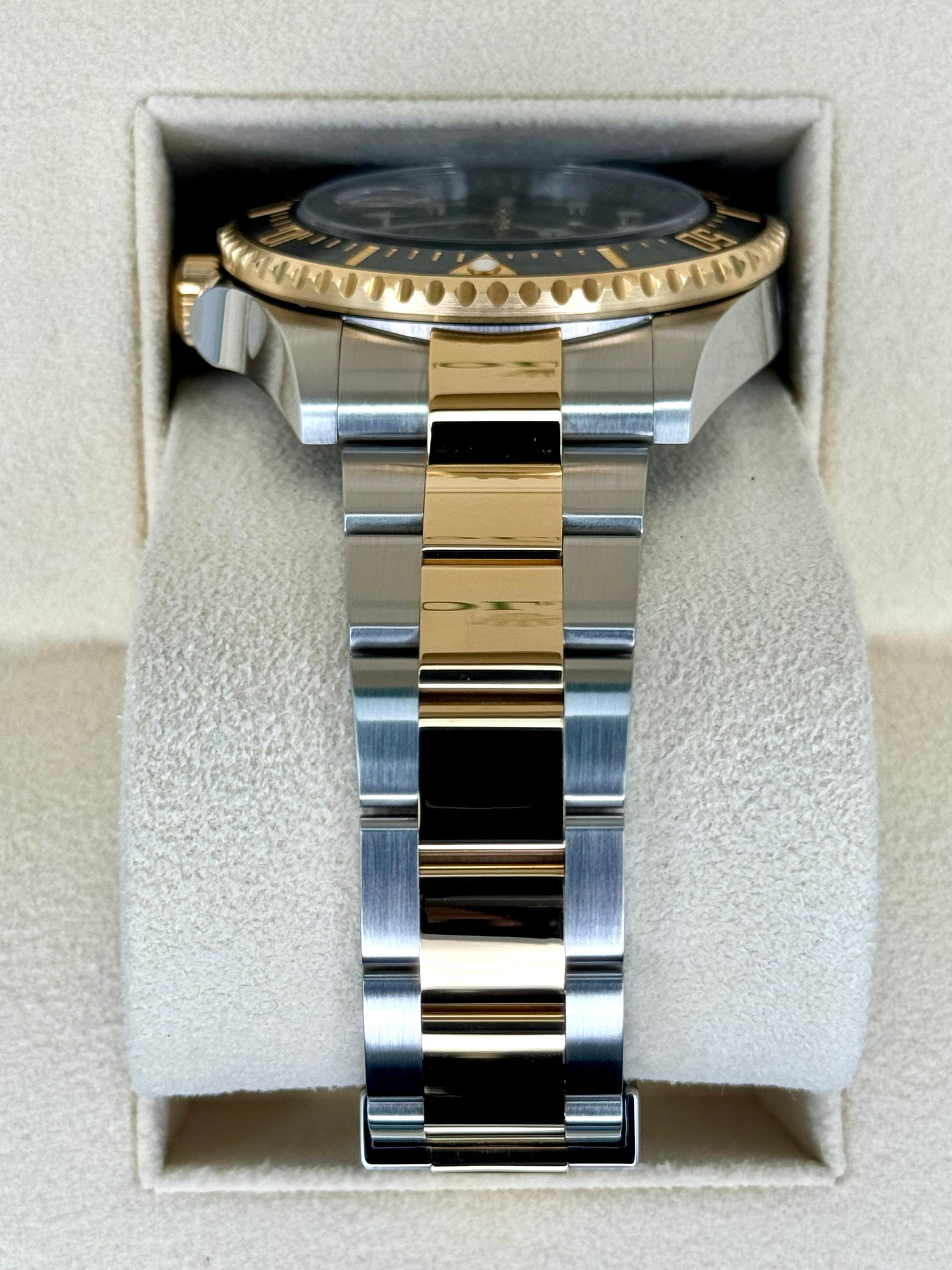 2022 Rolex Sea-Dweller 43mm 126603 Two-Tone Black Dial - Image 4