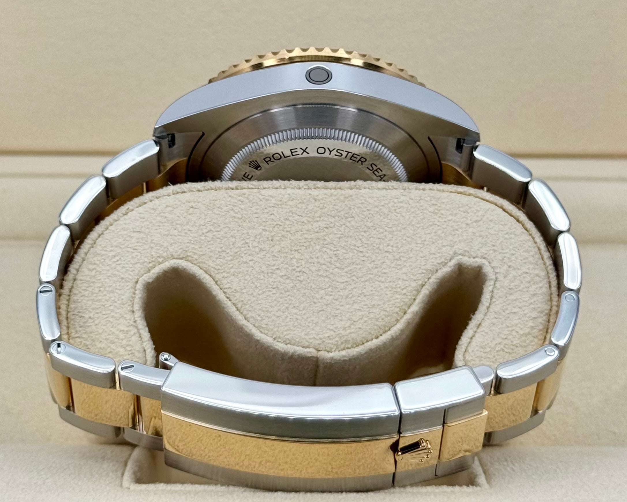 2022 Rolex Sea-Dweller 43mm 126603 Two-Tone Black Dial - Image 10