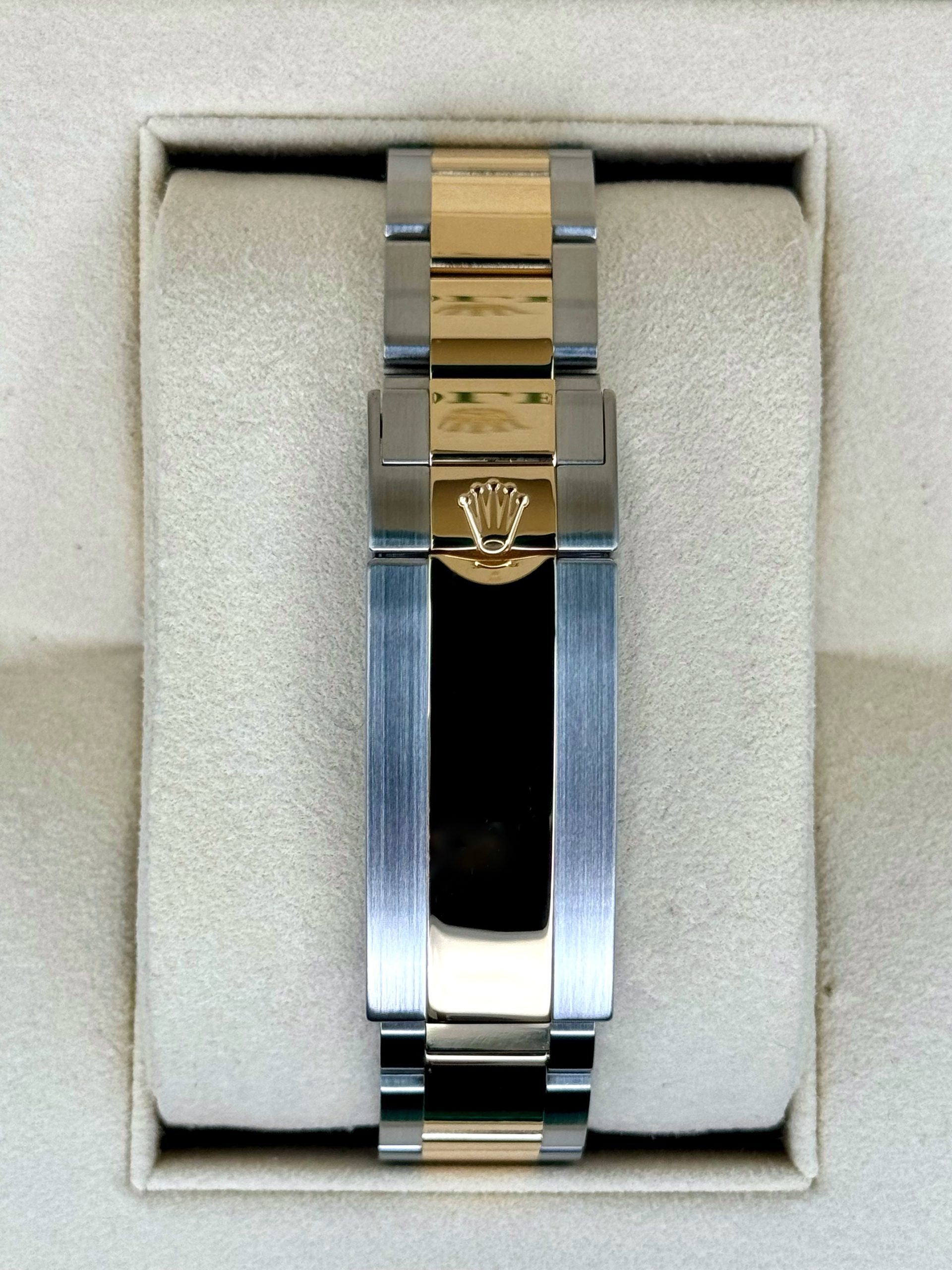 2020 Rolex Submariner "Bluesy" 40mm 116613LB Two-Tone Blue Dial - Image 2