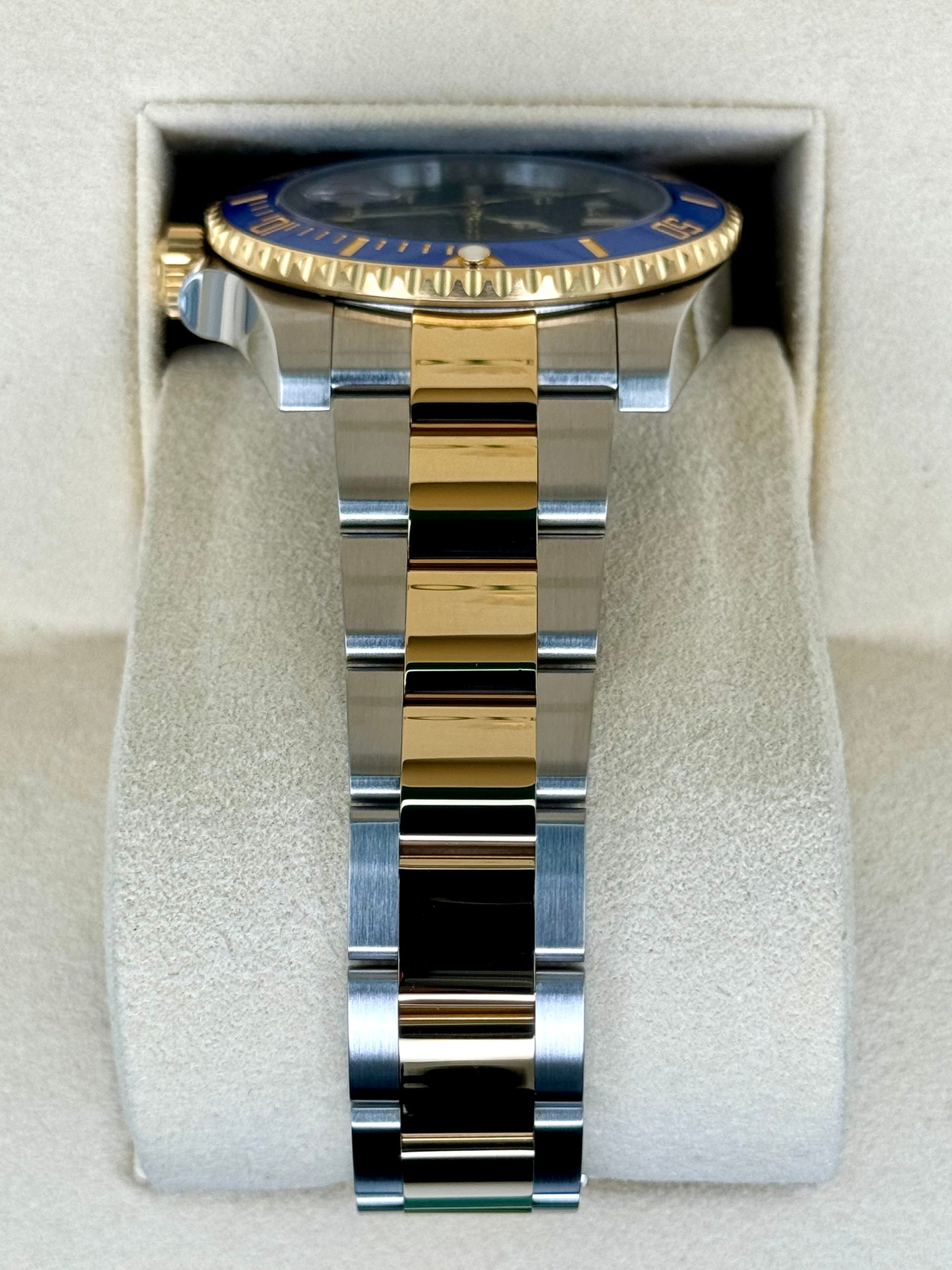 2020 Rolex Submariner "Bluesy" 40mm 116613LB Two-Tone Blue Dial - Image 4