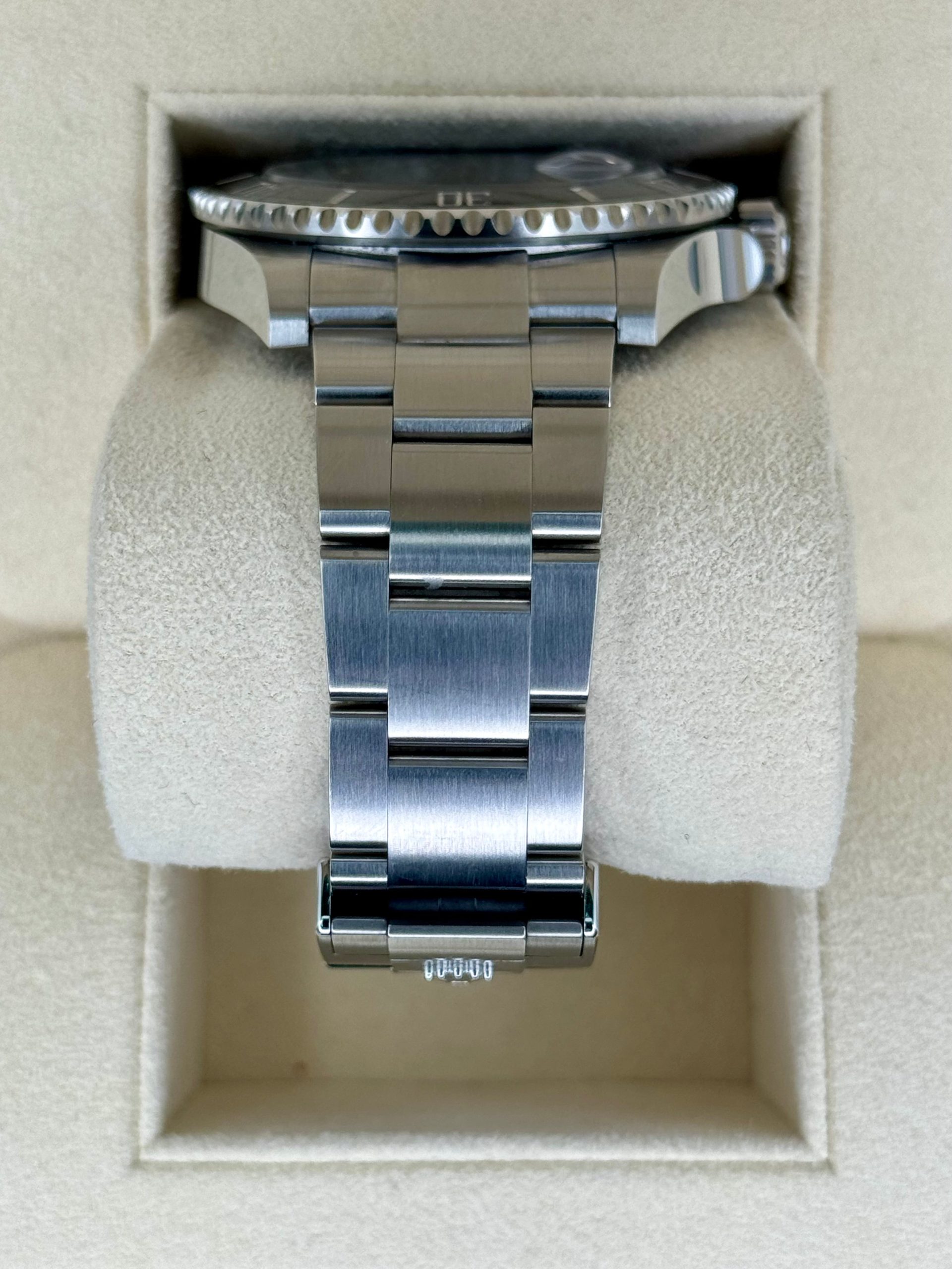 2021 Rolex Submariner 41mm 126610LN Stainless Steel Black Dial - Image 3