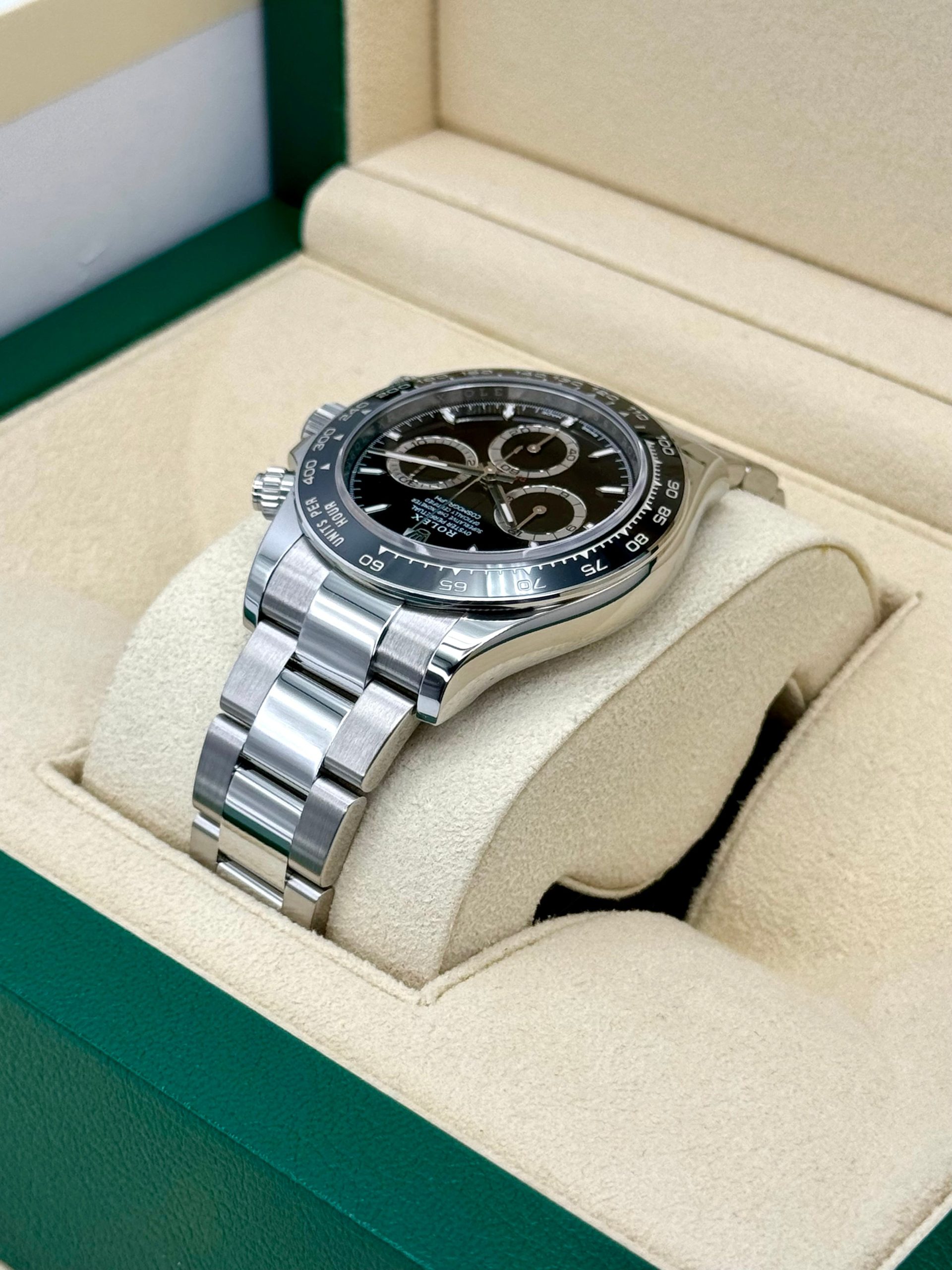 2024 Rolex Daytona 40mm 126500LN Stainless Steel Black Dial - Image 7