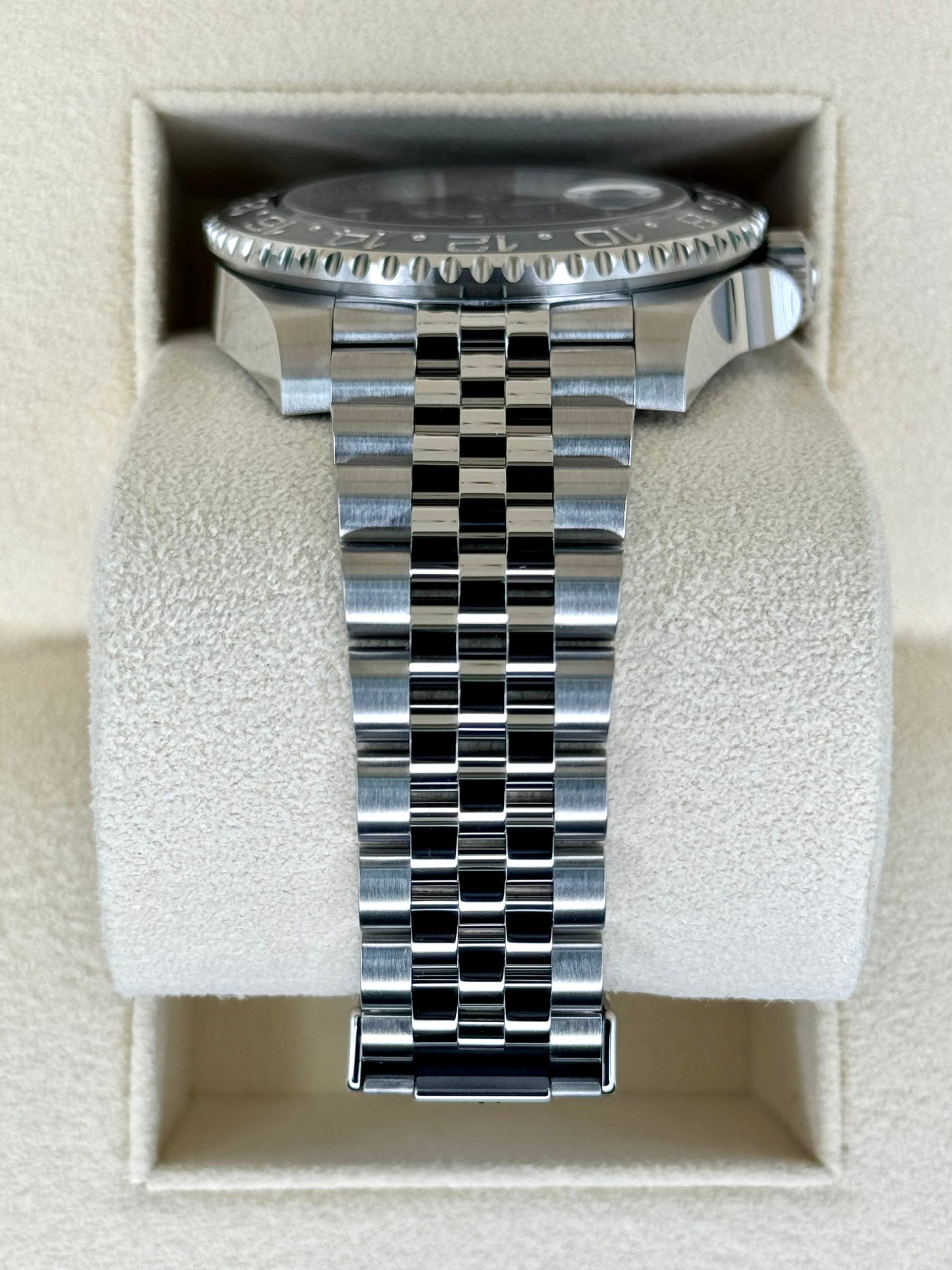 NEW 2024 Rolex GMT-Master II "Bruce Wayne" 40mm 126710GRNR Jubilee - Image 3