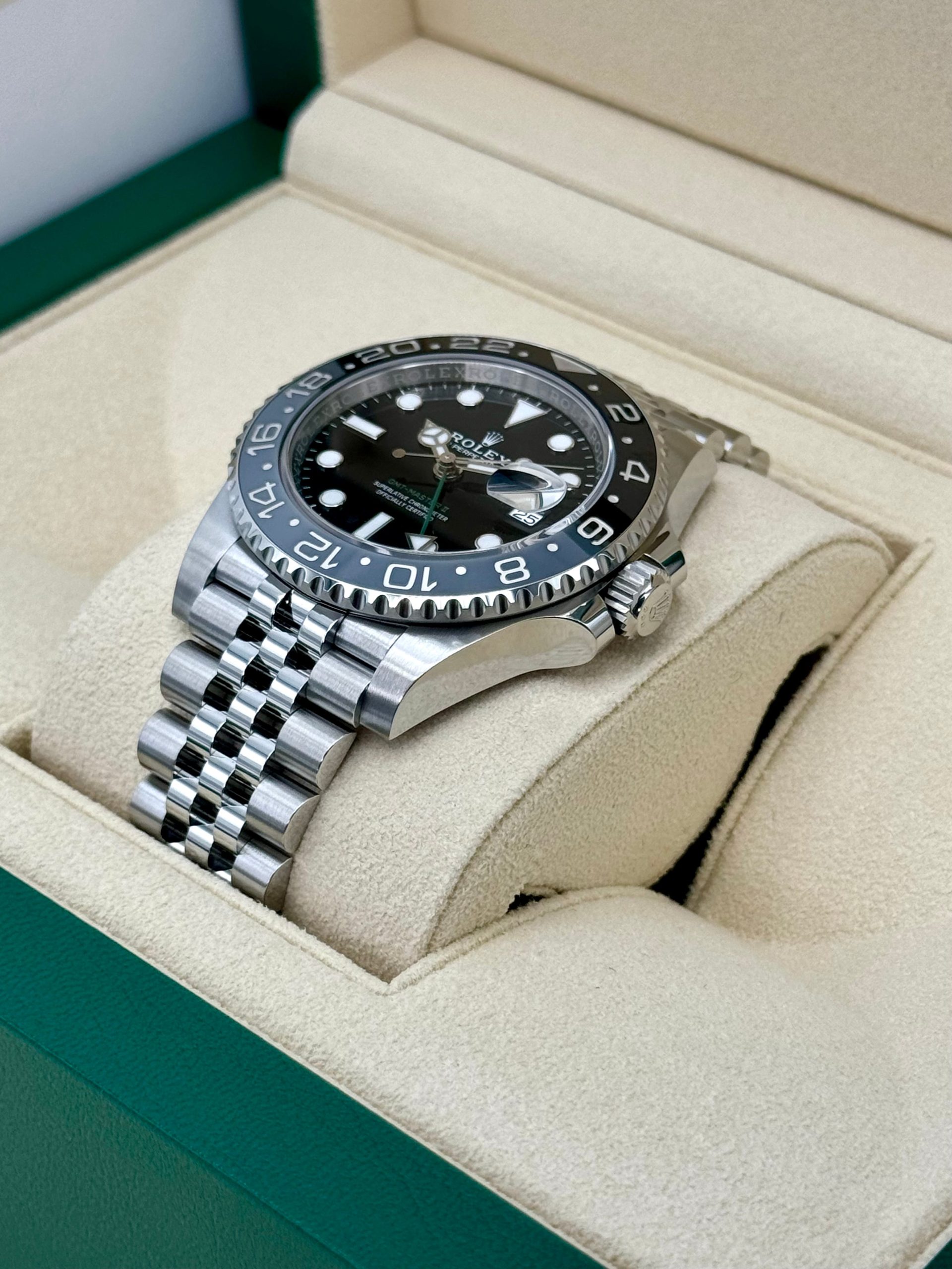 NEW 2024 Rolex GMT-Master II "Bruce Wayne" 40mm 126710GRNR Jubilee - Image 5